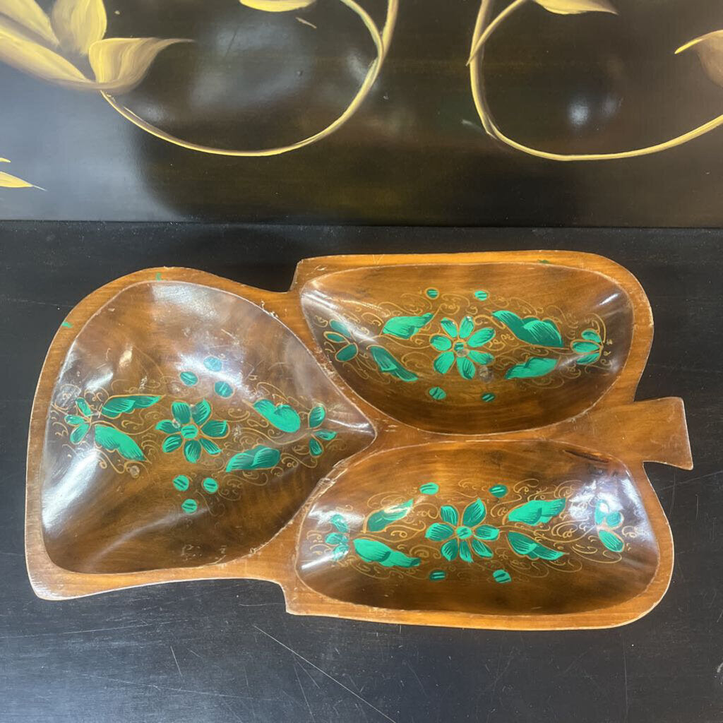 VTG WOOD LEAF BOWL W/ GREED INLAY