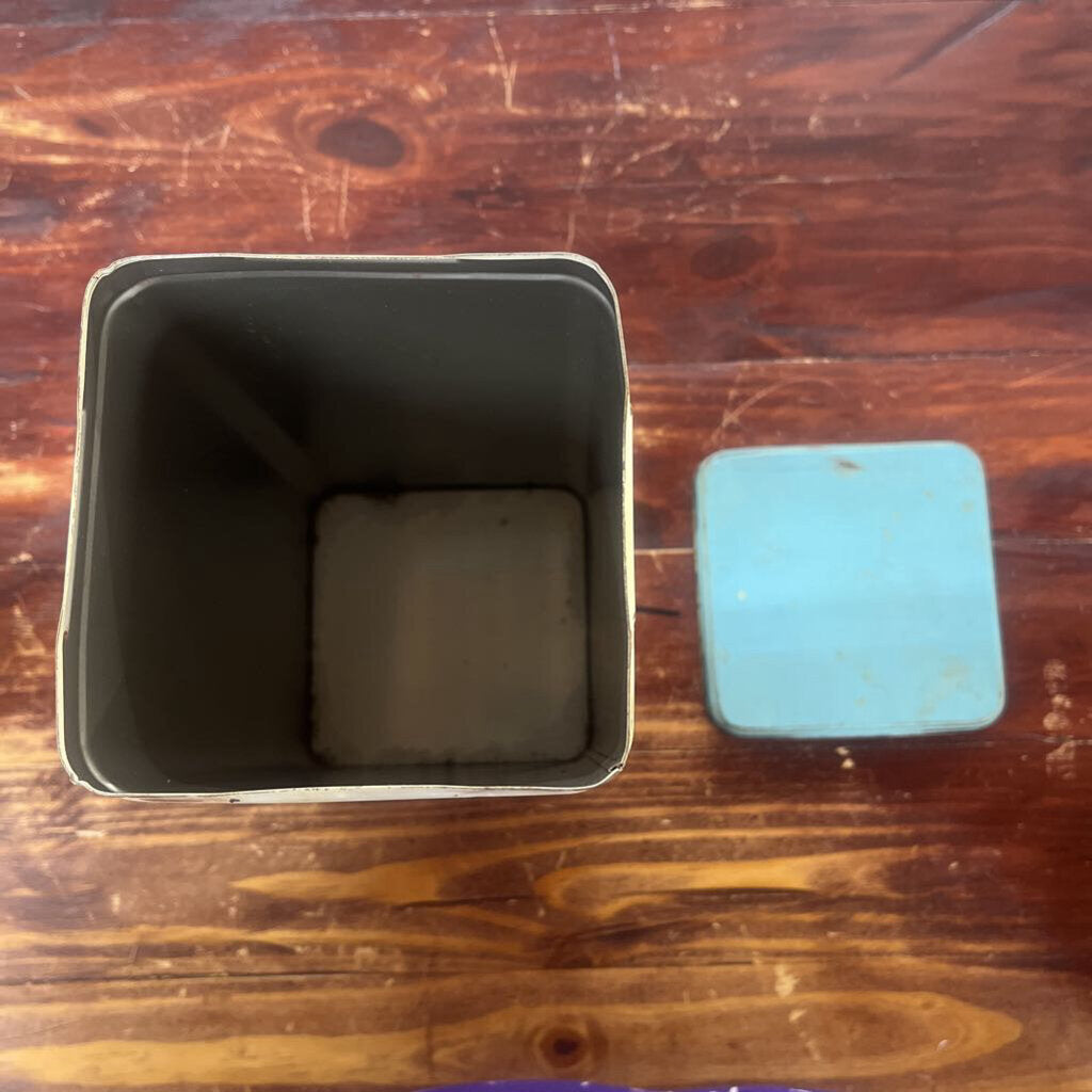 1969 NABISCO SALTINE CRACKERS TIN – ICONIC VINTAGE COLLECTIBLE, 14 OZ, 9.5”