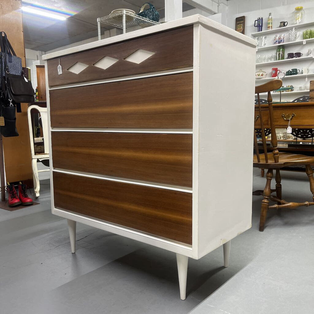 BASSETT FURNITURE MID CENTURY CHEST