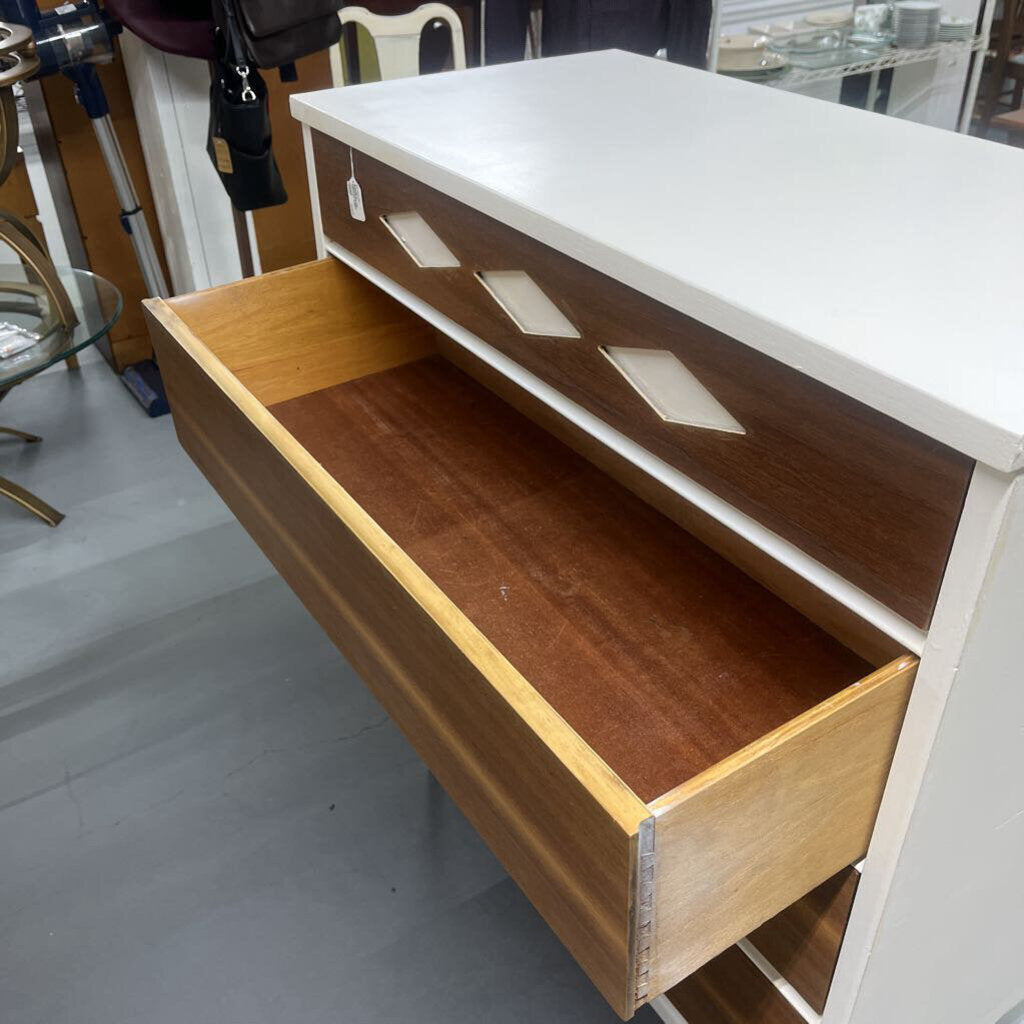 BASSETT FURNITURE MID CENTURY CHEST