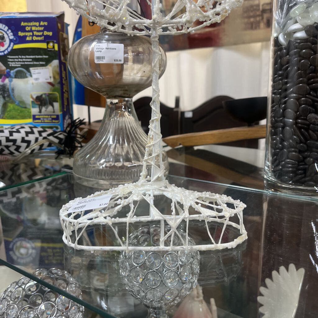 WHITE WIRE WHIMSICAL PC