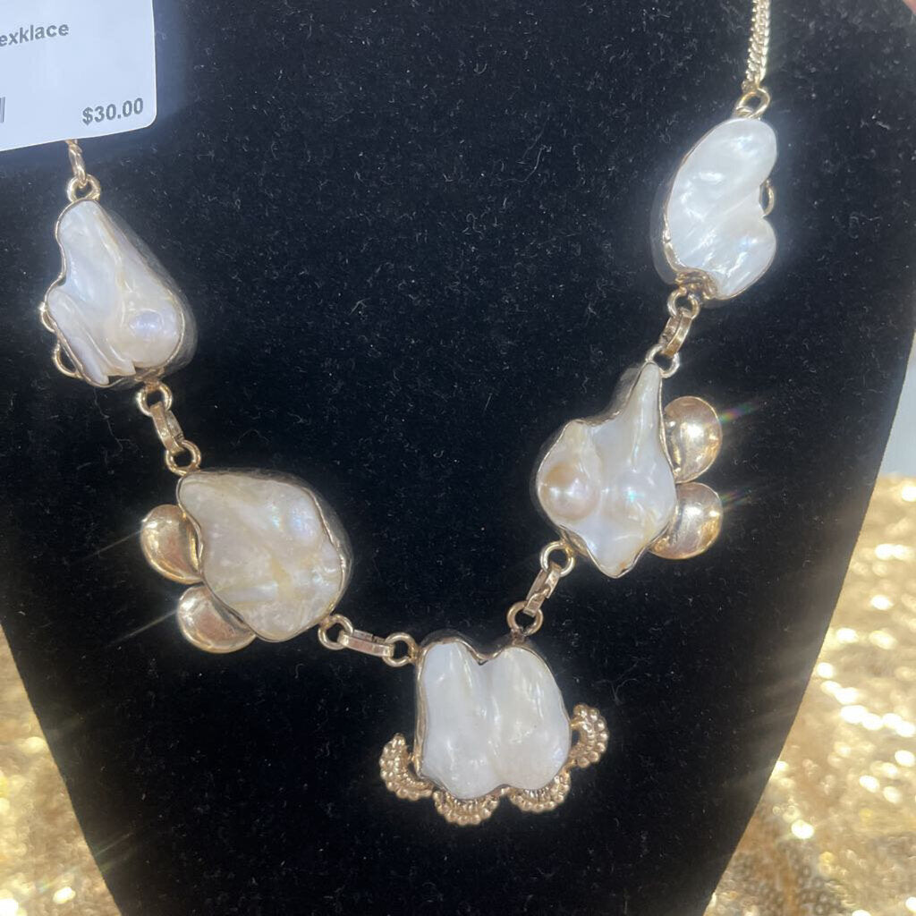 PEARL NEXKLACE