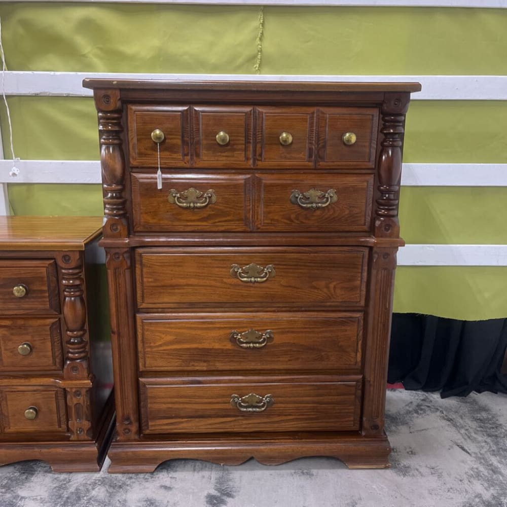 2PC TRIPLE DRESSER AND TALL CHEST