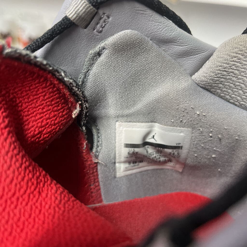 AIR JORDAN XXXII