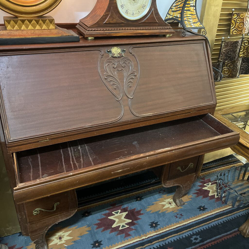 ANTIQUE WOODEN SECRETARY DESK