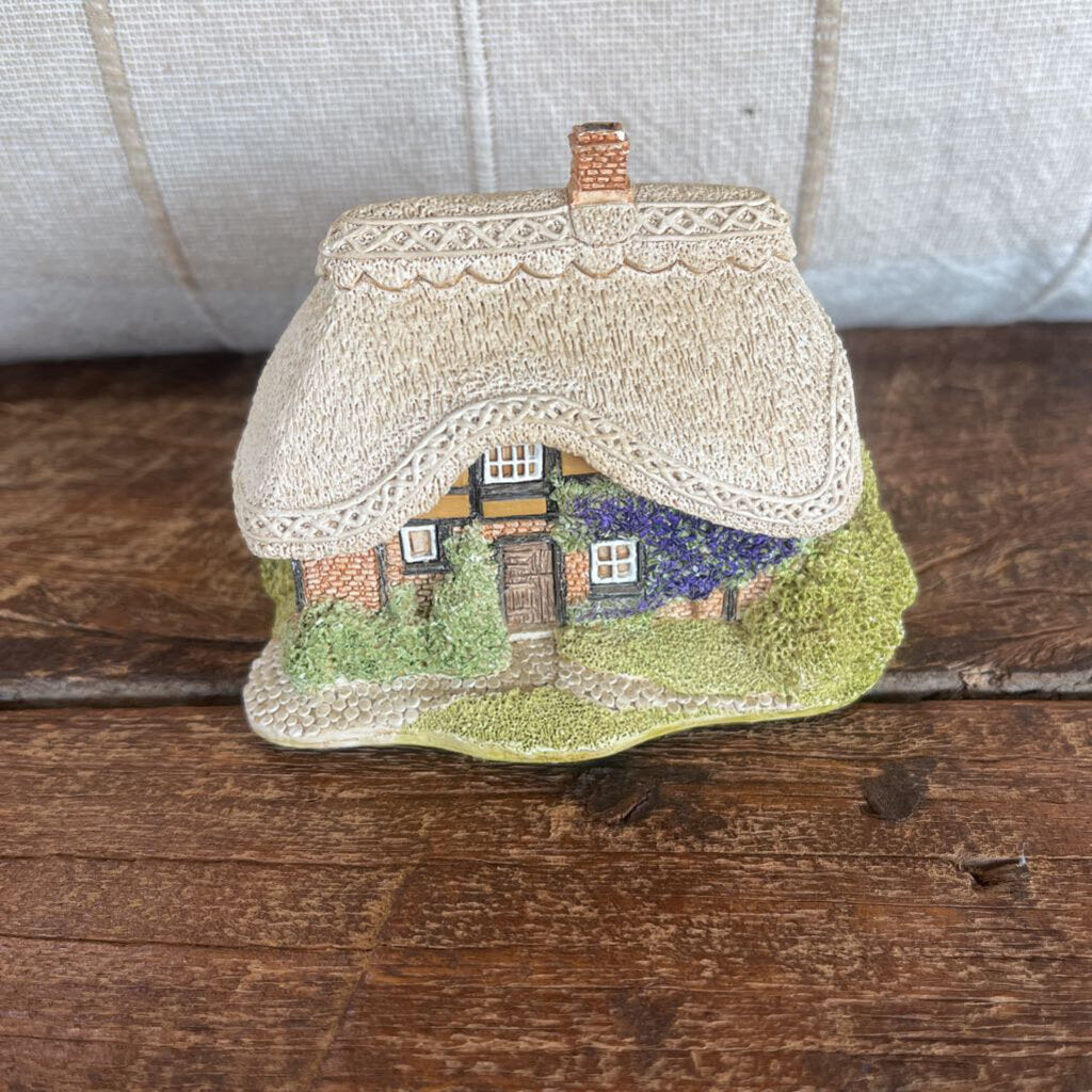 LILLIPUT LANE HOUSE FIGURAL