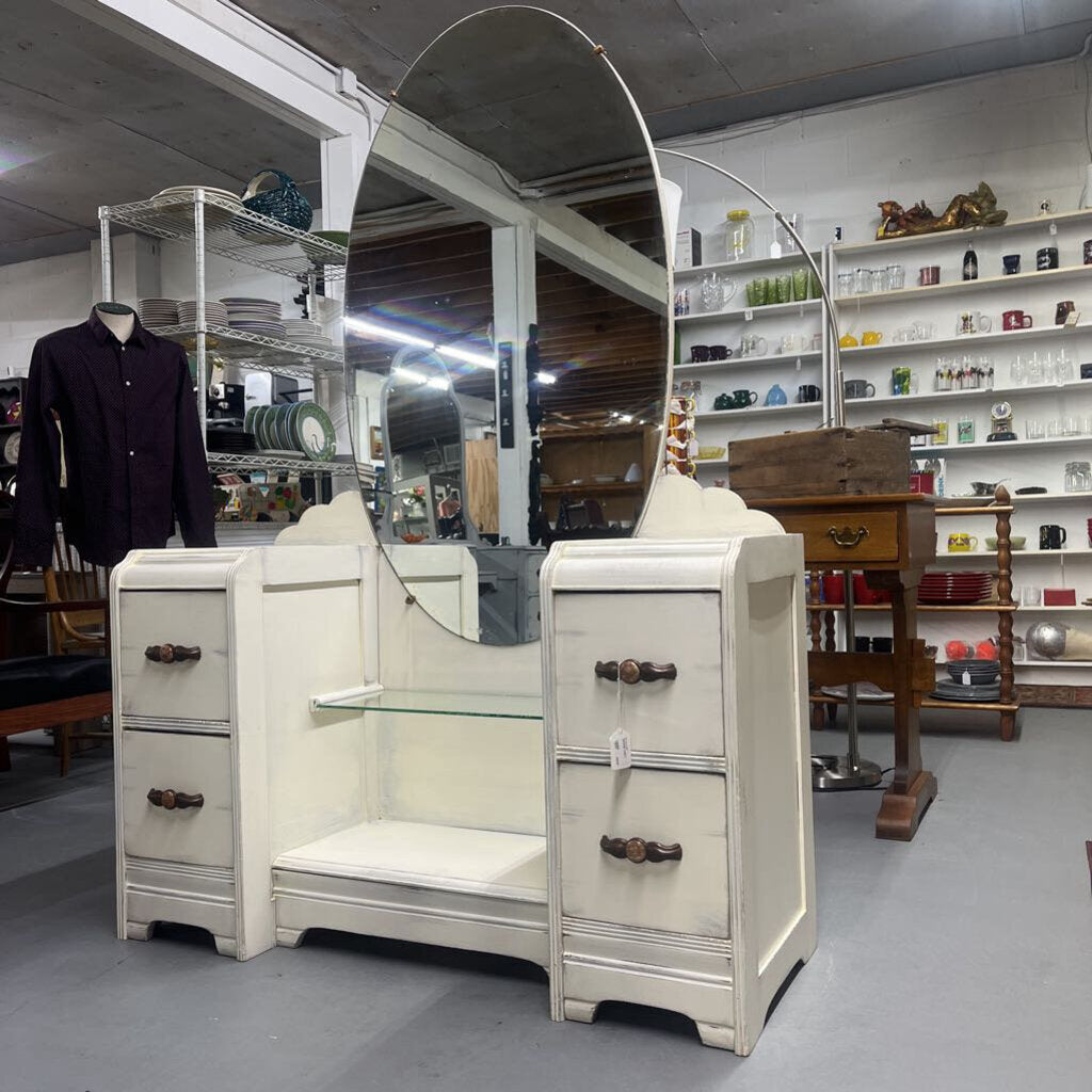 ANTIQUE VANITY