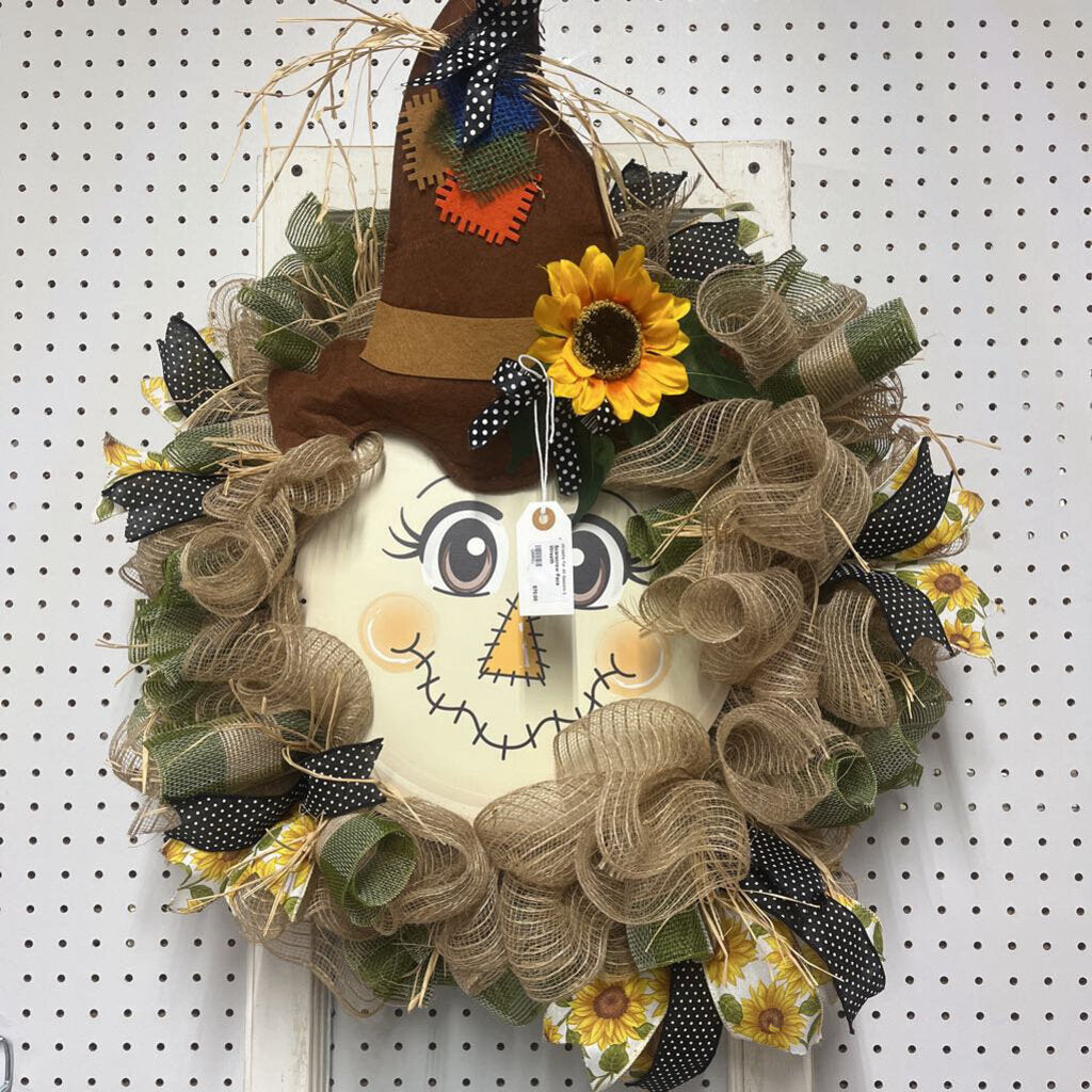 SCARECROW FACE WREATH