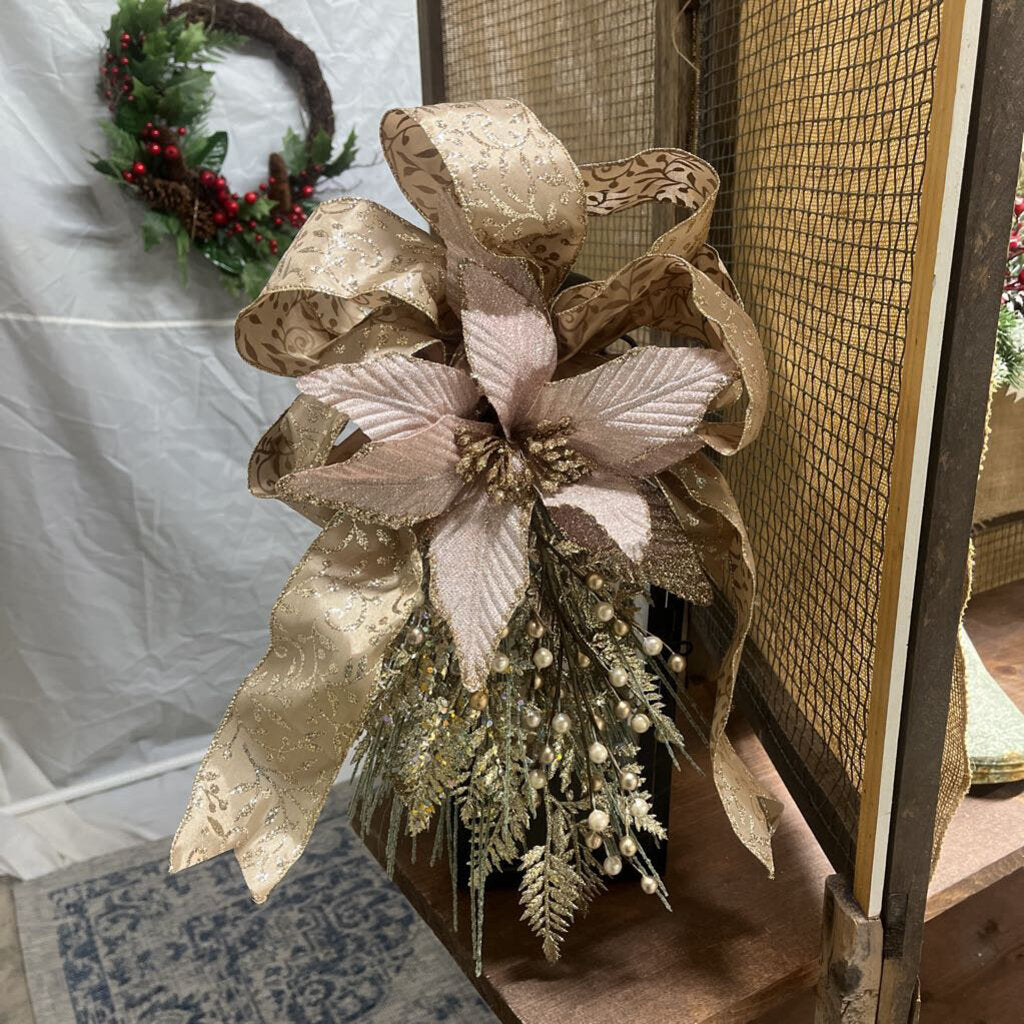 PINK CHRISTMAS LANTERN