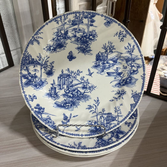 SET OF 4 BLUE & WHITE CHURCHILL DINNER PLATES