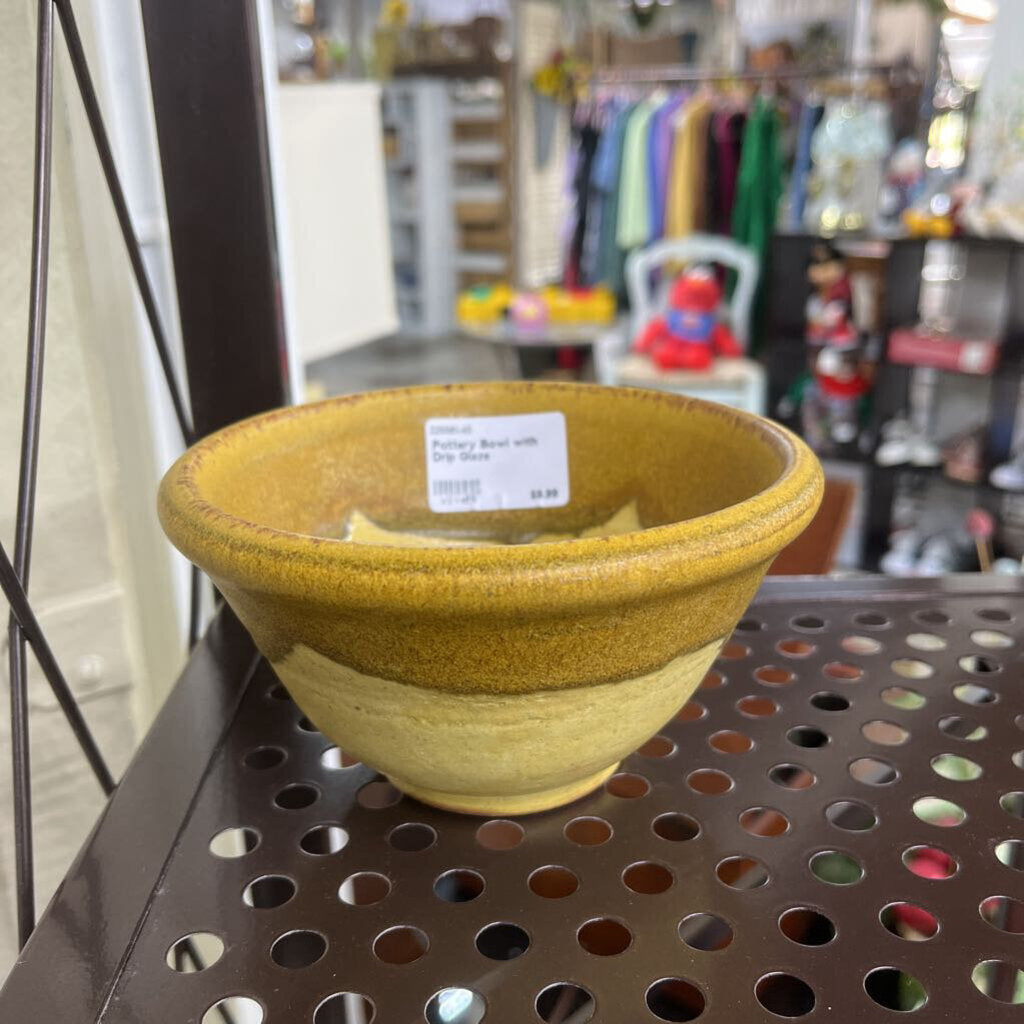 POTTERY BOWL WITH DRIP GLAZE
