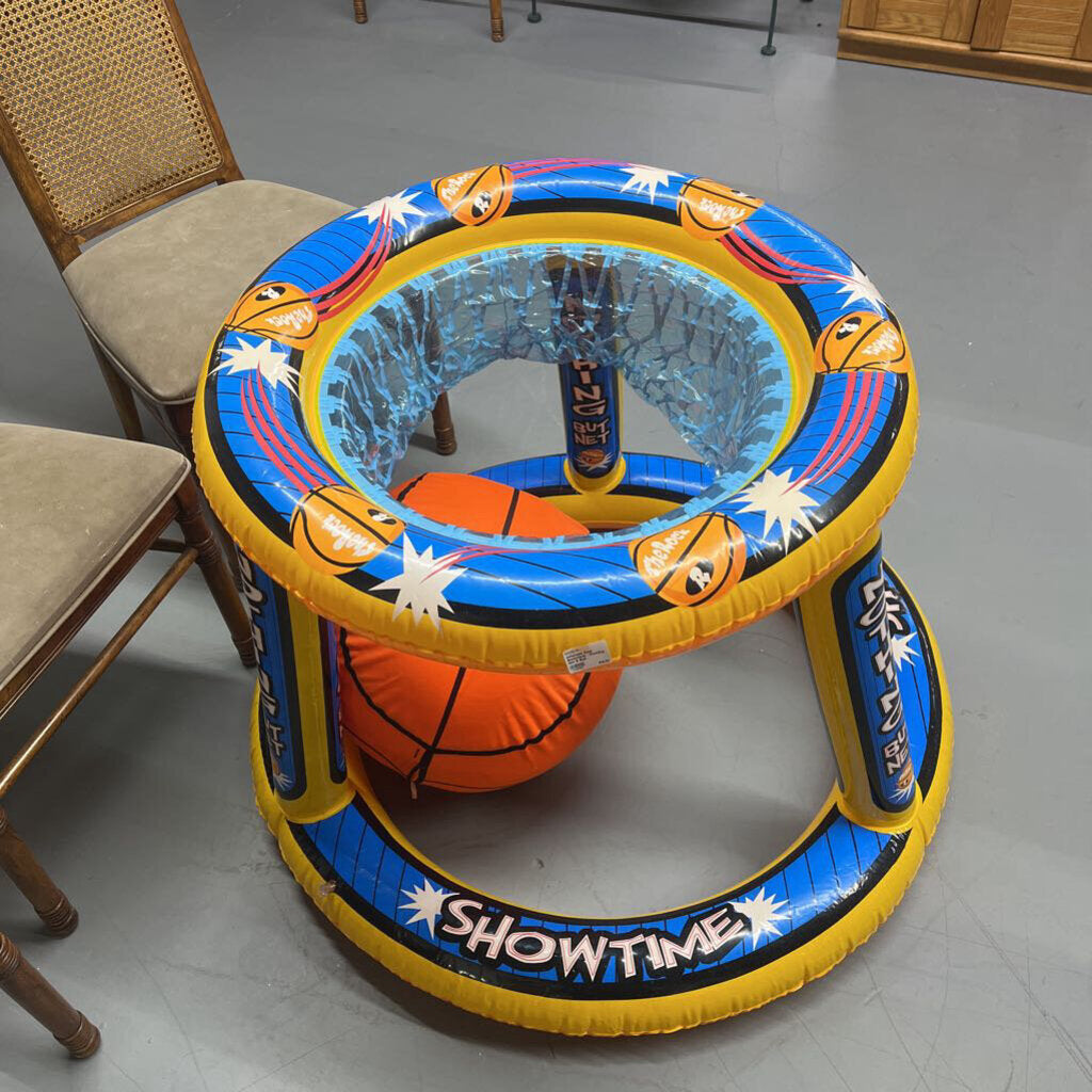 INFLATABLE POOL BASKETBALL - FLOATING NET & BALL