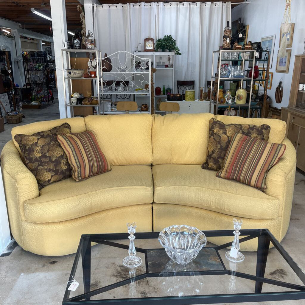 LAZY BOY CURVE COUCH