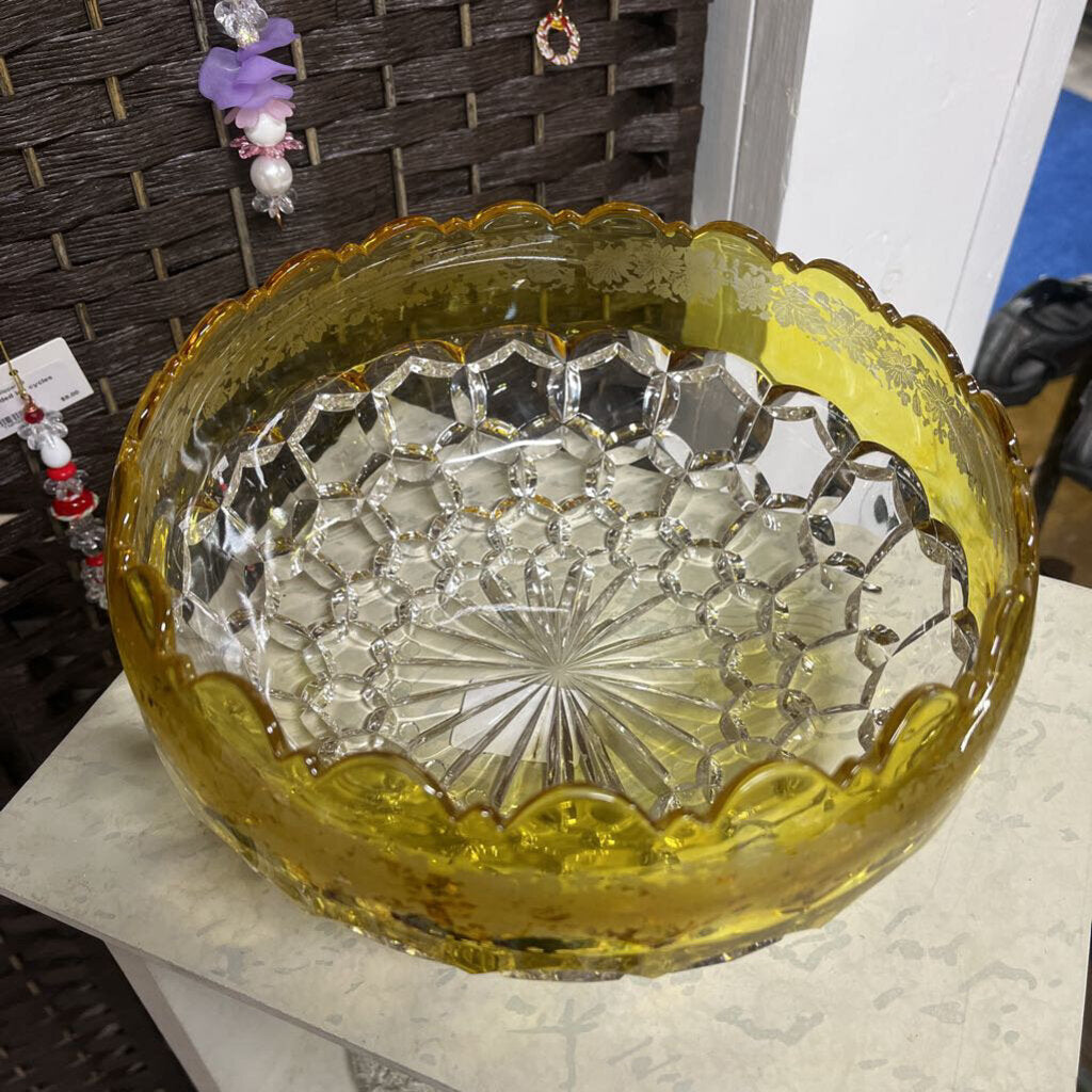 VINTAGE YELLOW BOWL