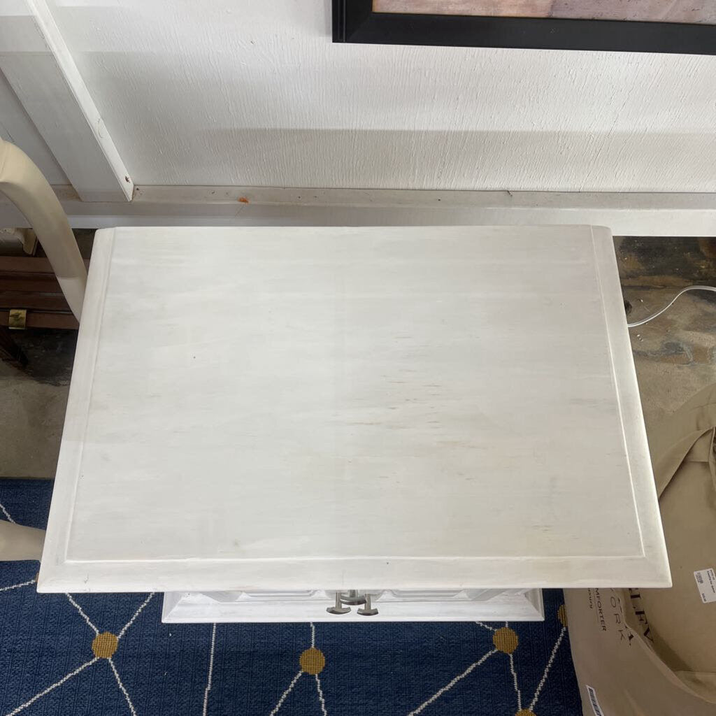 NIGHT STAND WHITE WITH BLUE DRAWER