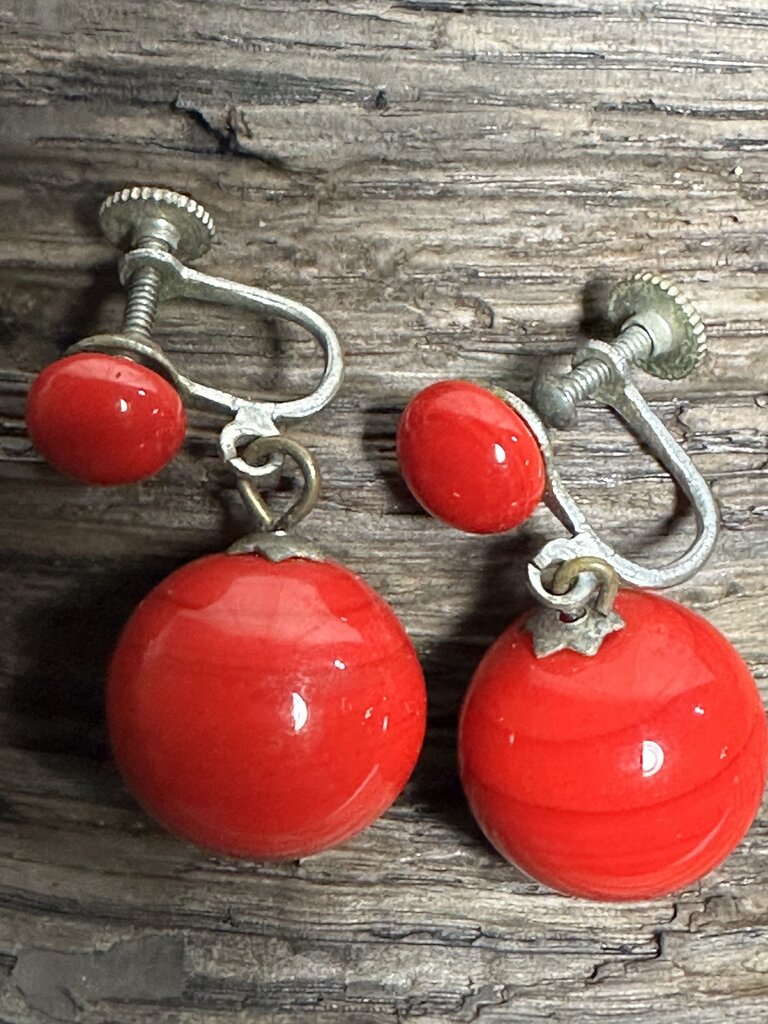 Vtg Red Lucite Ball Screw Back Earring
