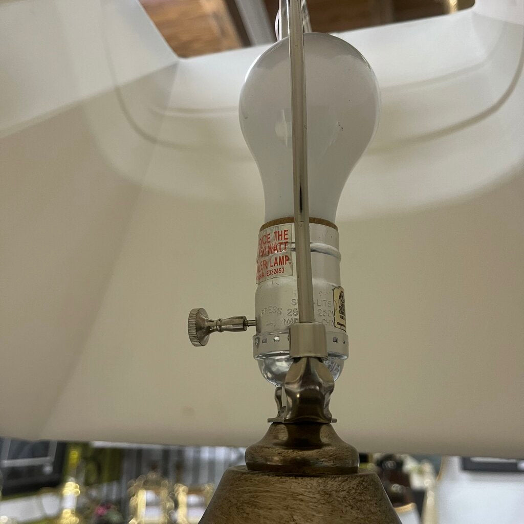 GOLD SILVER BLACK SPECK LAMP WITH SHADE