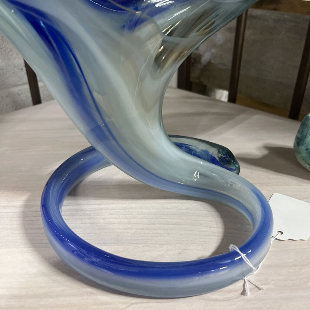 Mid Century Blown Art Glass Blue Tulip Vase