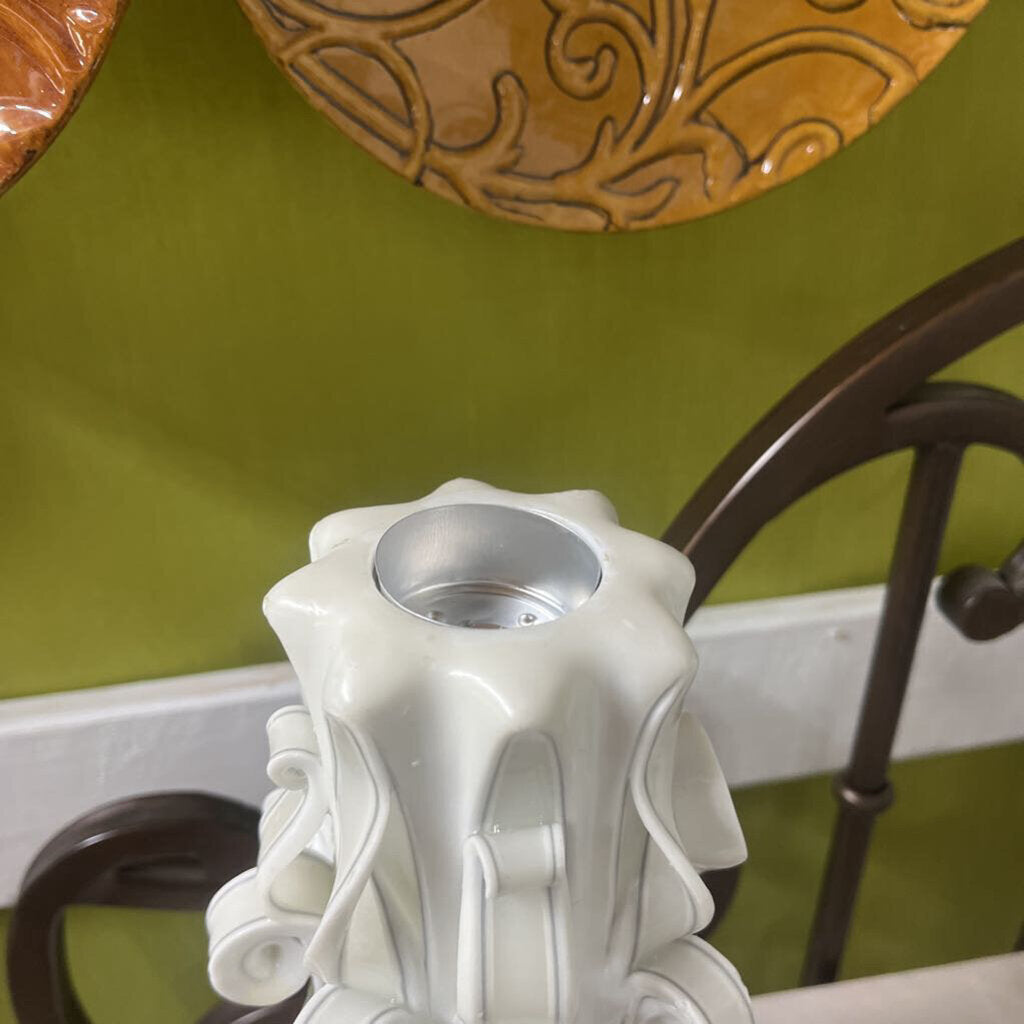 Fantasy White Ribbon Candle/Candle Holdere