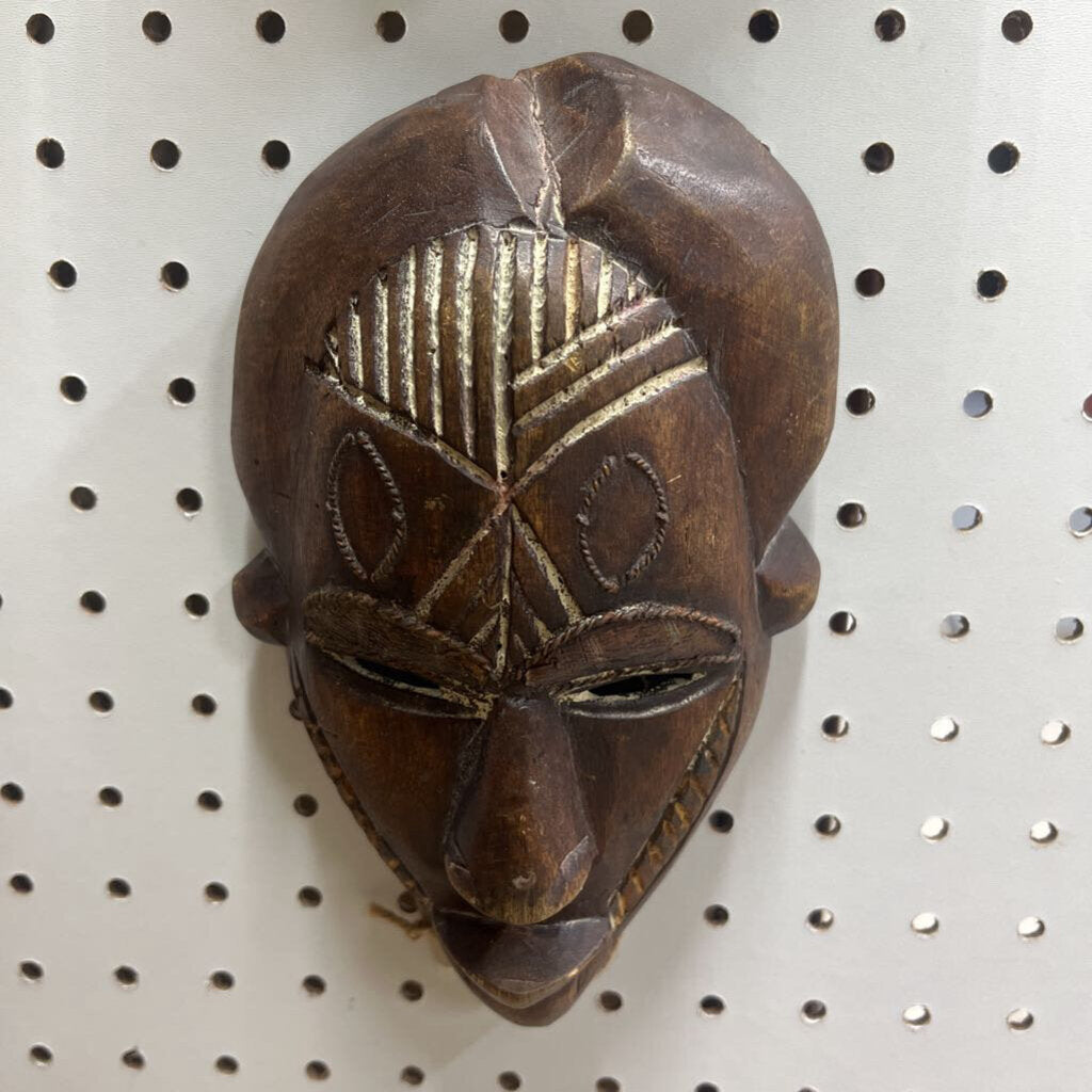Hand Carved African Mask #353