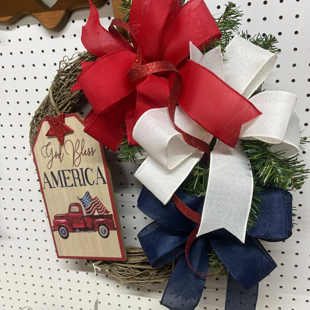 Tuck 4th Wreath