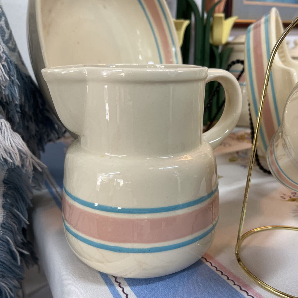 VINTAGE MCCOY POTTERY MILK OR CREAM PITCHER