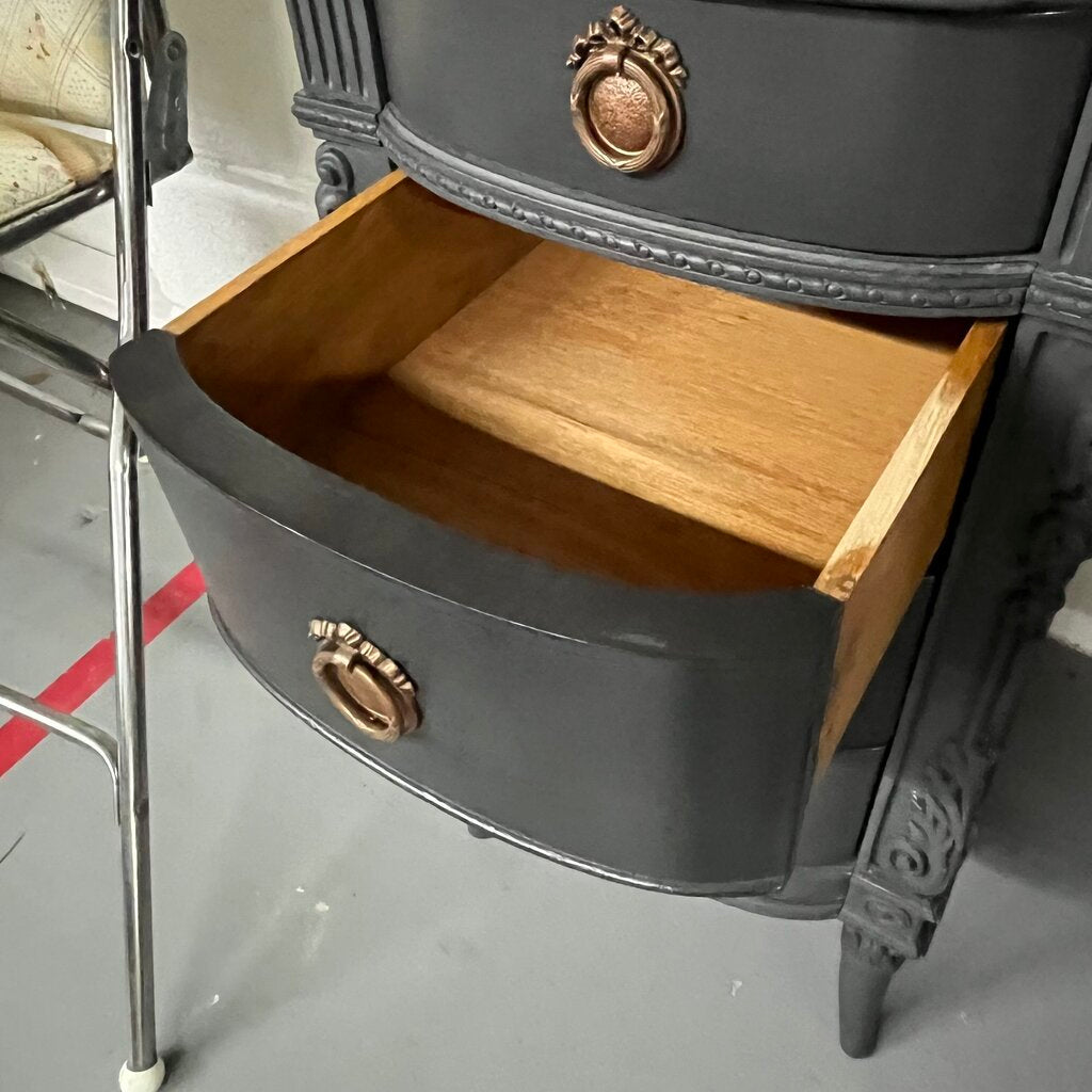 VINTAGE VANITY / DESK w/ MIRROR