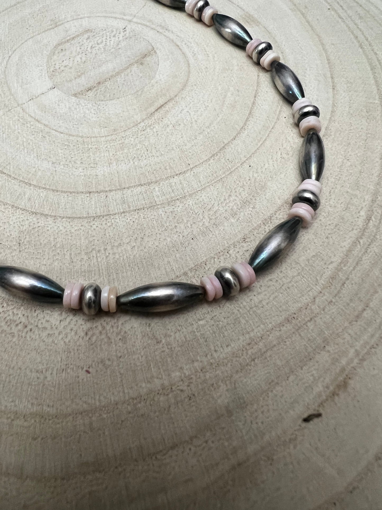 Torpedo choker Sterling Silver Pearls and pink conch