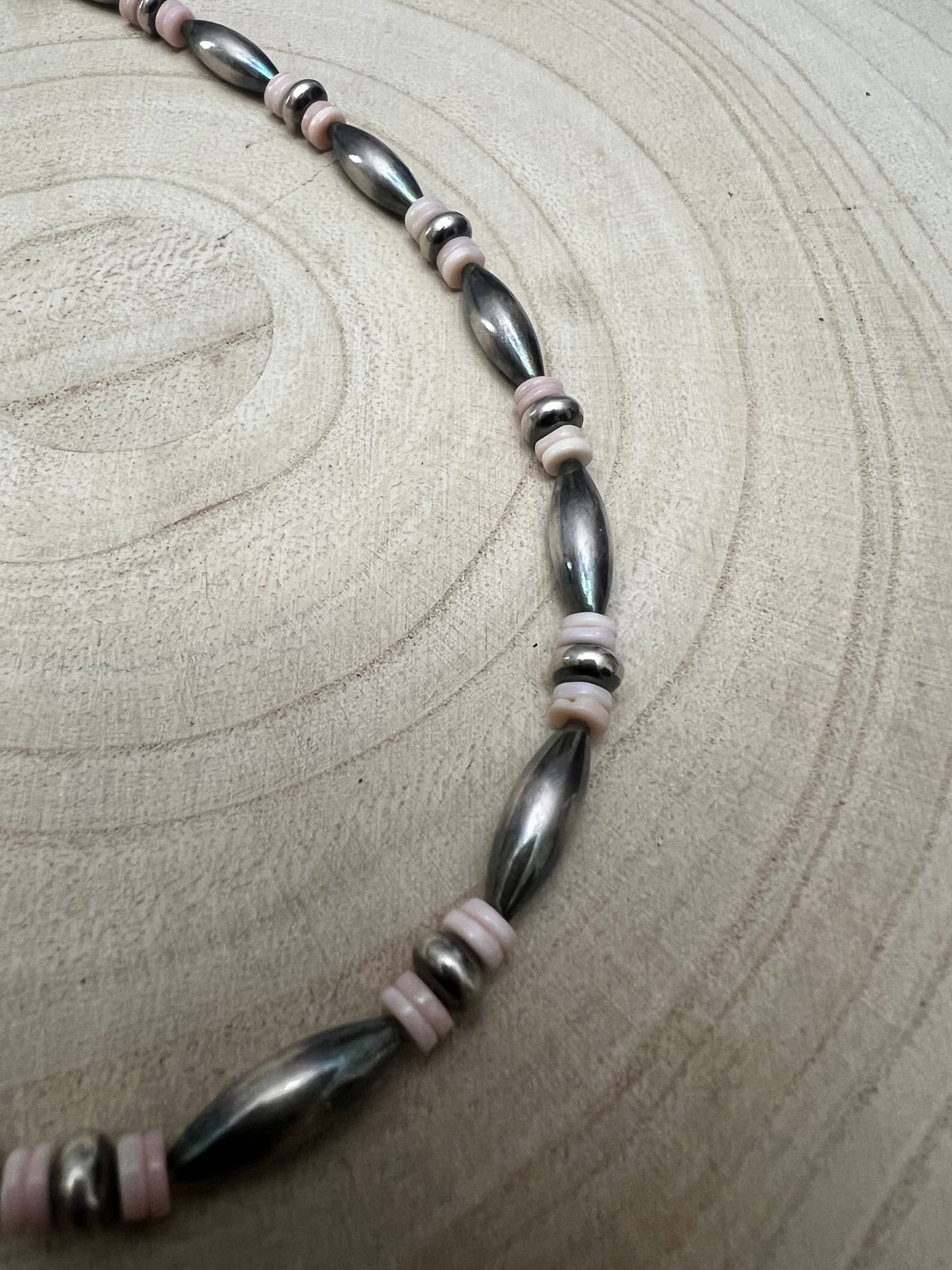 Torpedo choker Sterling Silver Pearls and pink conch