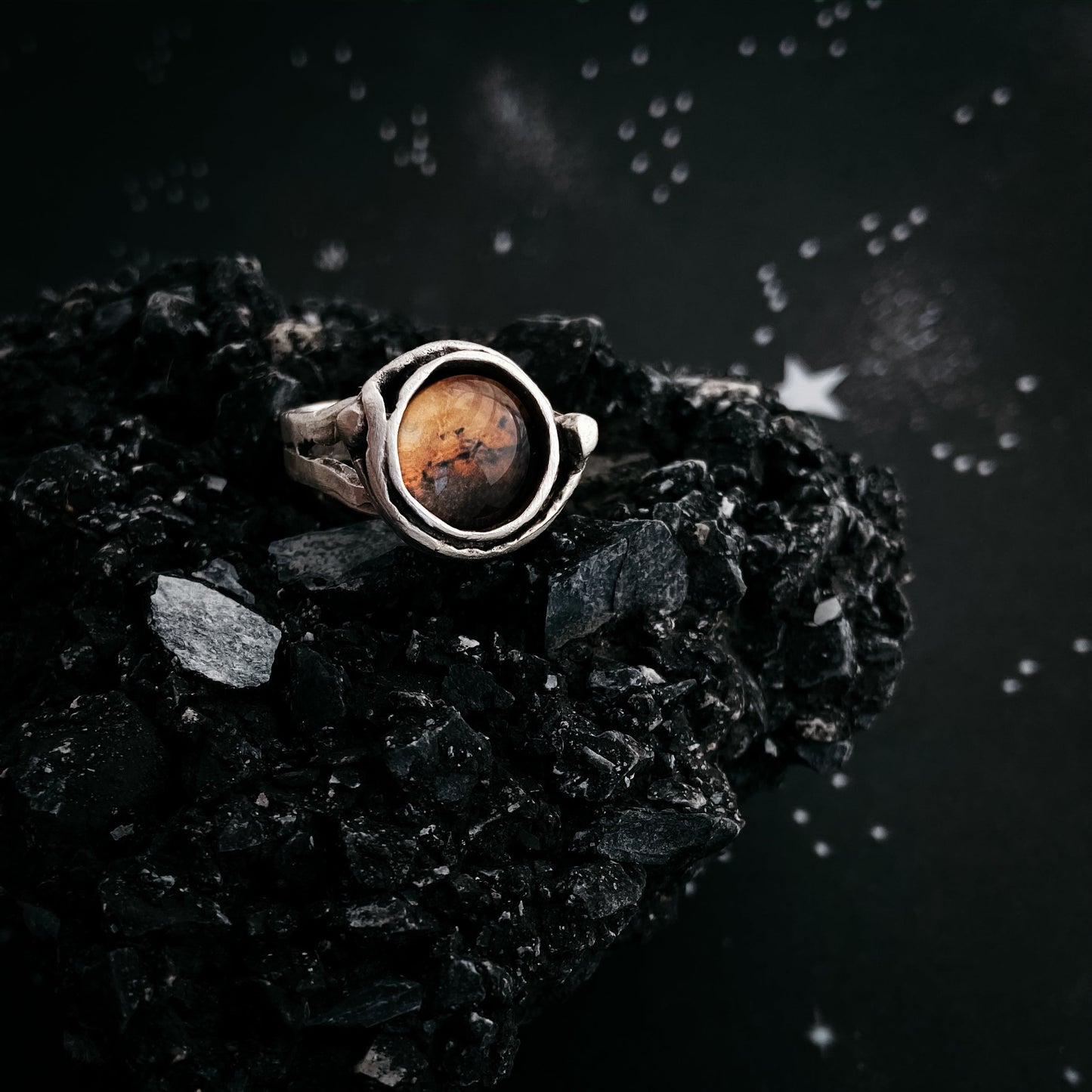 MARS JEWELRY GIFT SET - NECKLACE, EARRINGS, AND RING