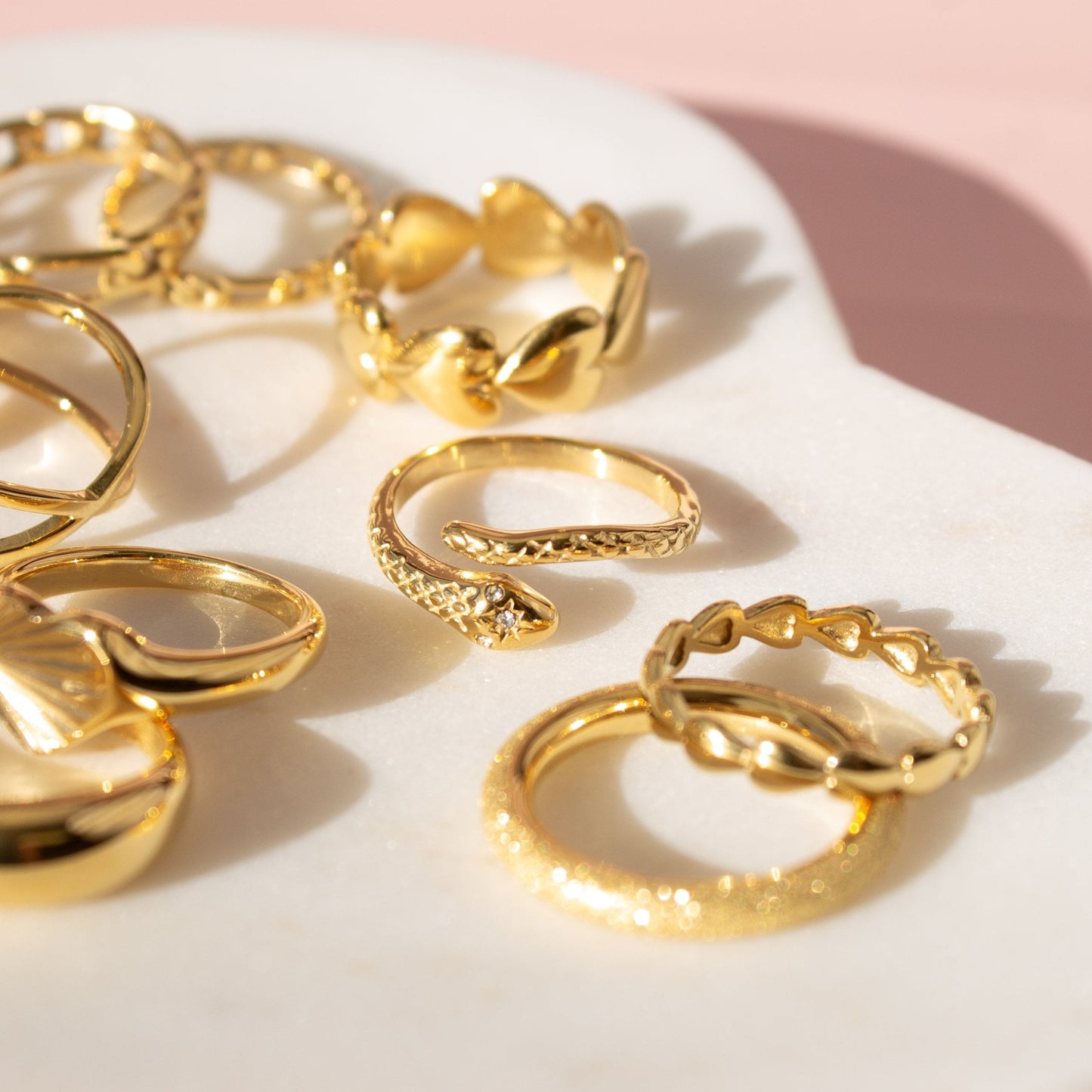 MEDUSA SNAKE RING