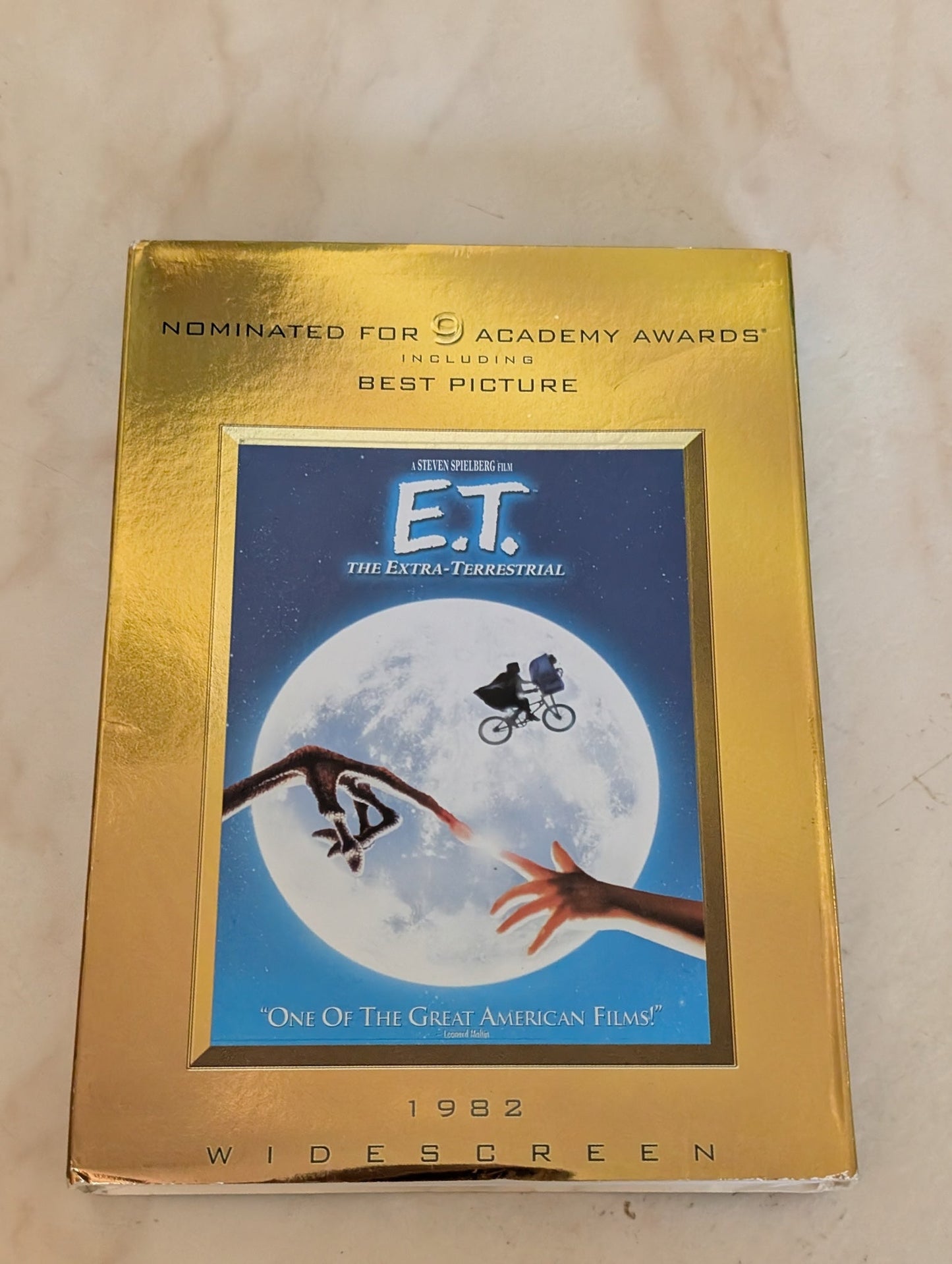 E.T. THE EXTRA-TERRESTRIAL DVD PG 1982 ‧ FAMILY/SCI-FI