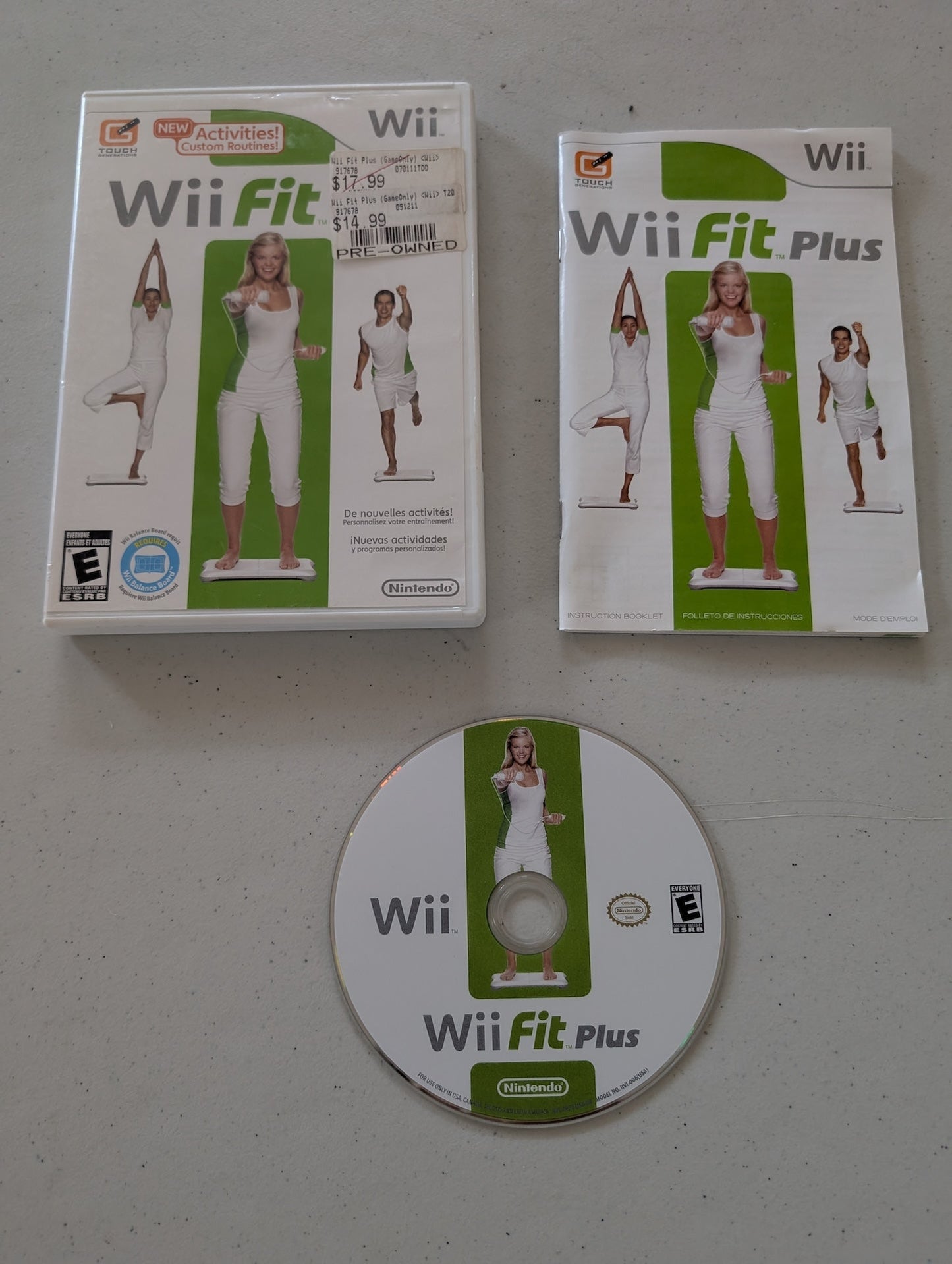 WII FIT NINTENDO WII 2008 VIDEO GAME COMPLETE WITH GAME MANUAL