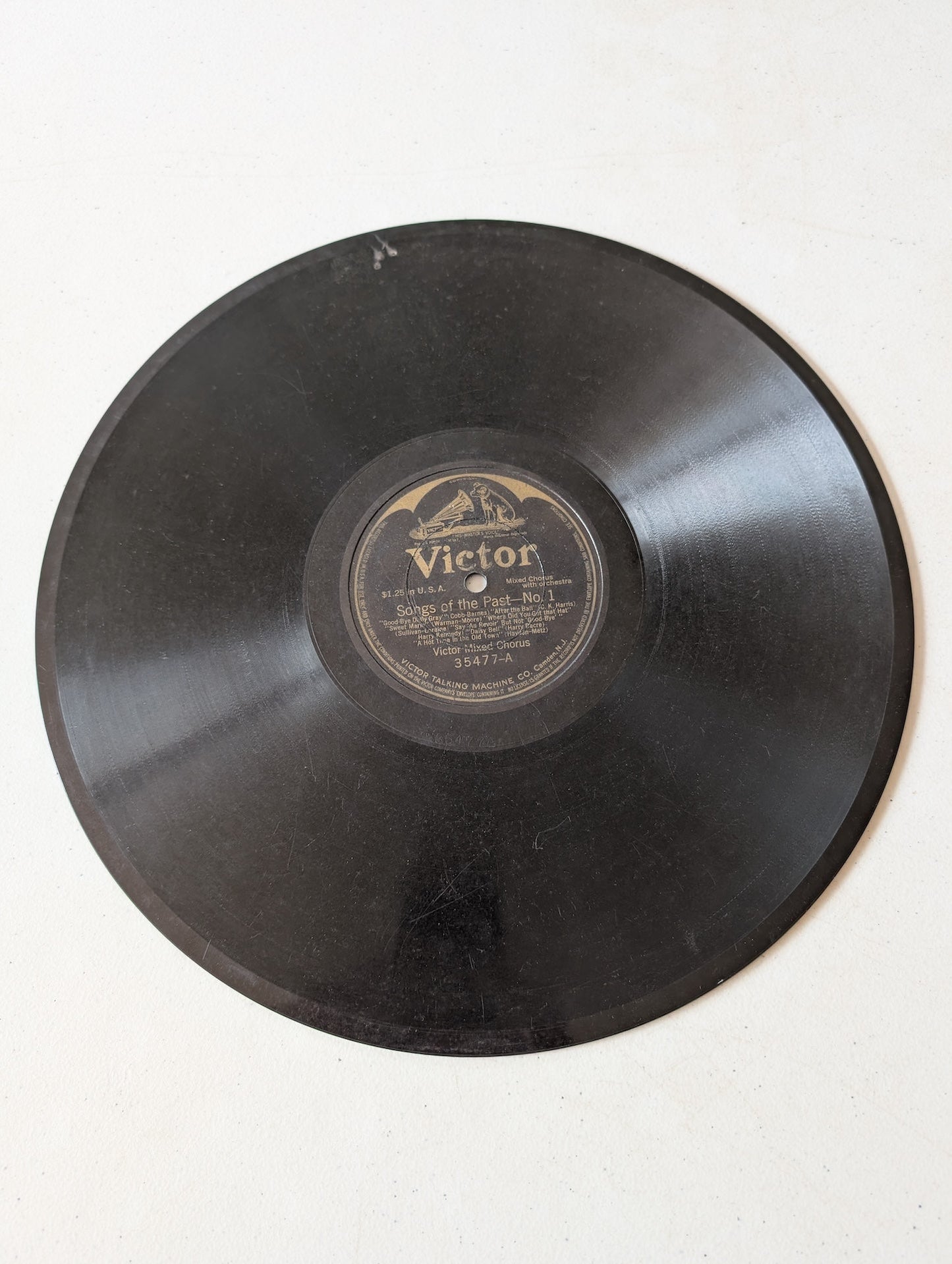 Victor Talking Machine Company, featuring Songs of the Past-No. 1 78 RPM