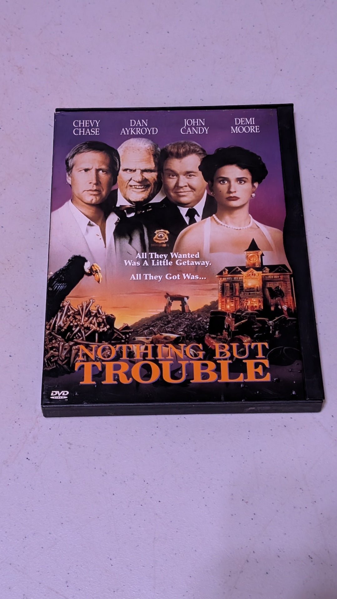 NOTHING BUT TROUBLE 1991 DVD CHEVY CHASE DAN AYKROYD JOHN CANDY