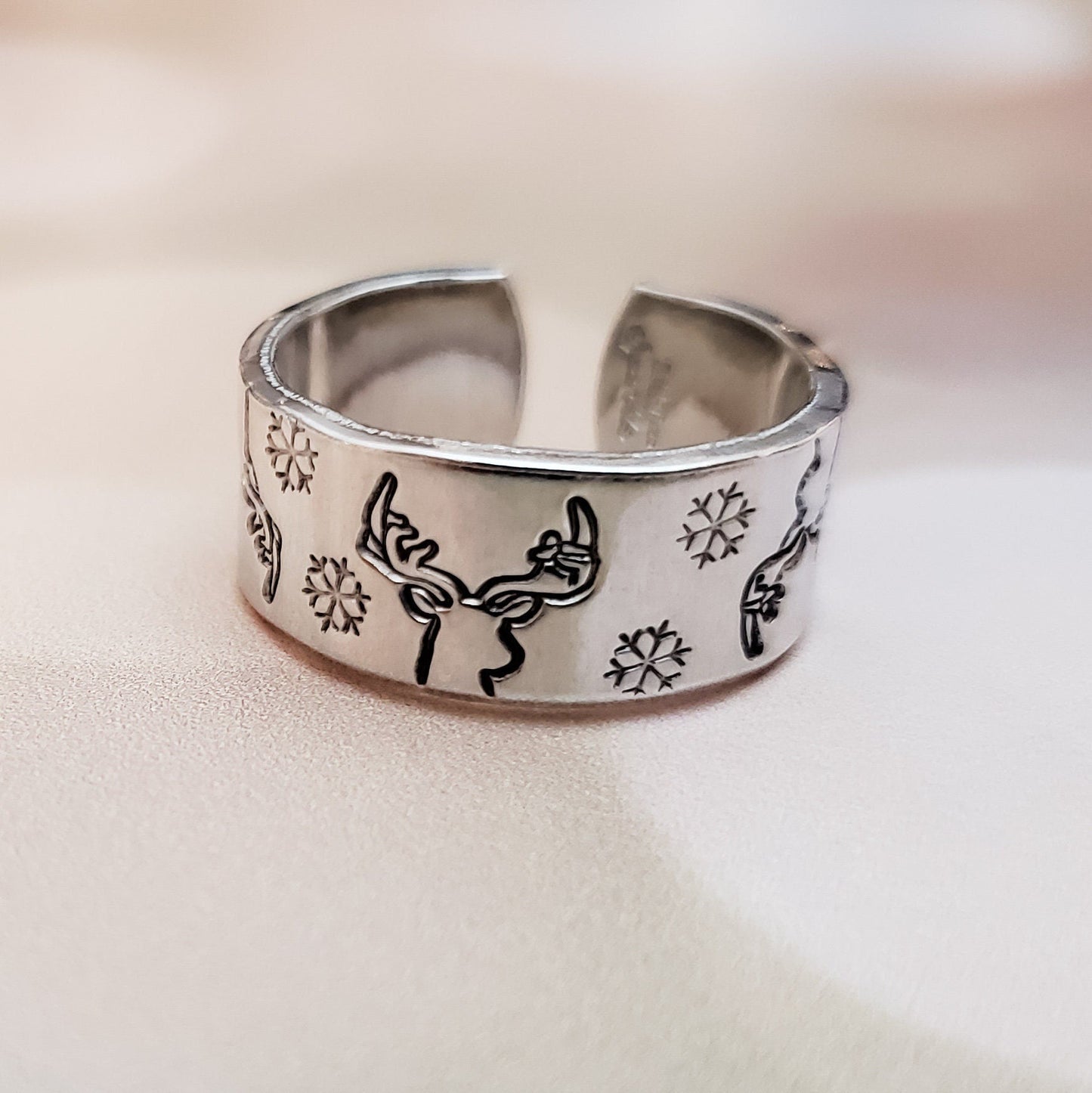 REINDEER MIDDLE FINGER CHRISTMAS RING