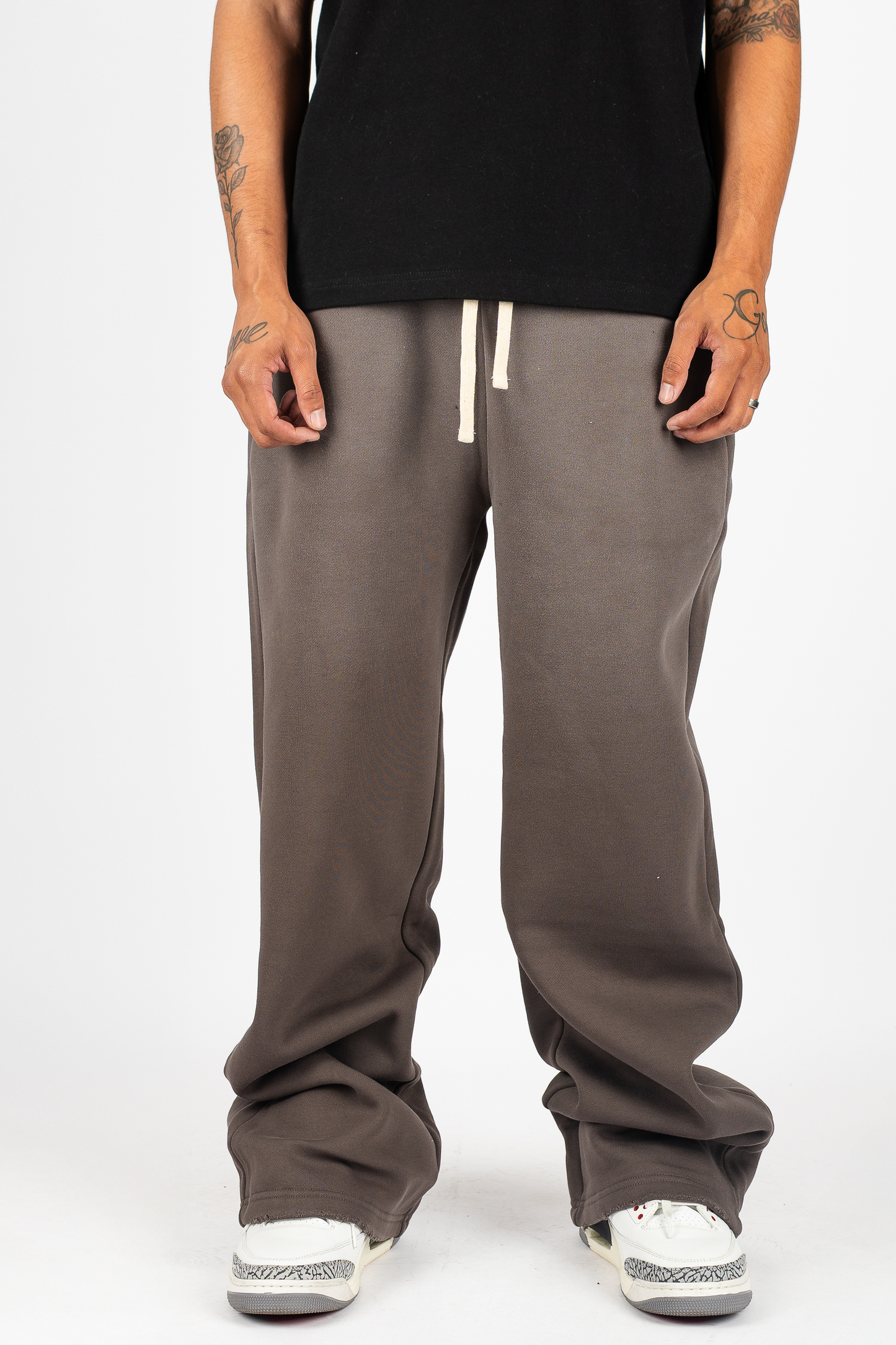 THE LABEL WEATHERED SWEATPANTS