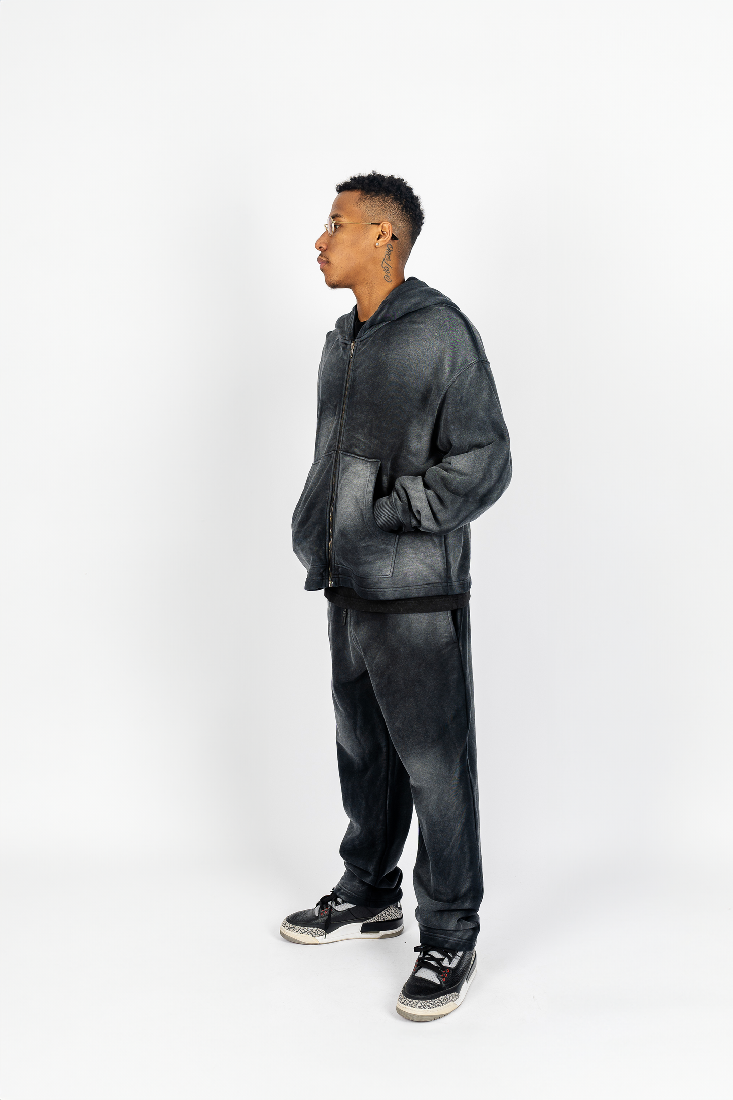 042 CLOTHING SUN-DRIED ZIP UP AND SWEATPANTS SET