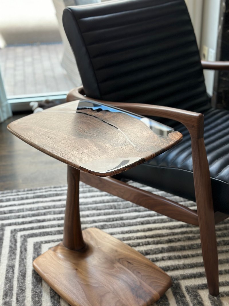 C-SHAPED LUXURY RESIN END / SIDE TABLE - UNIQUE GIFT IDEA