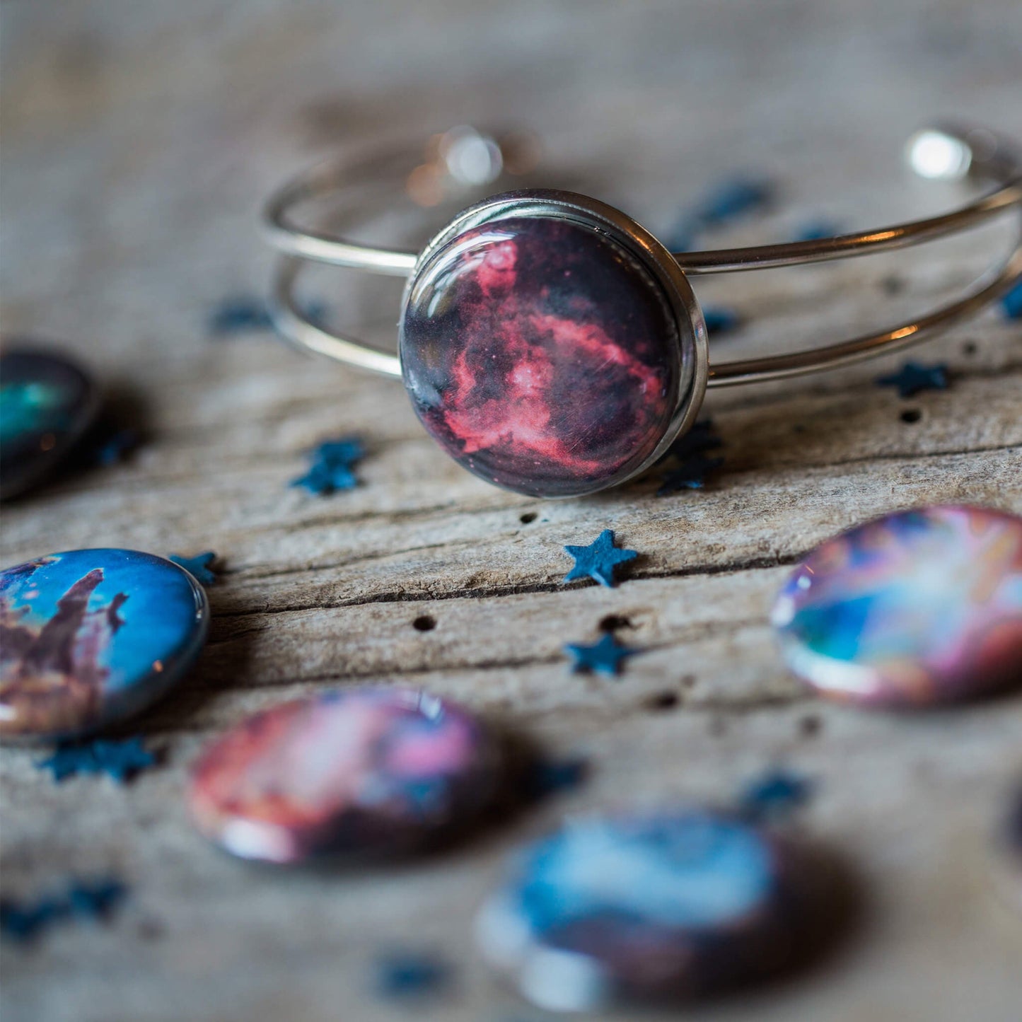 INTERCHANGEABLE NEBULA CUFF BRACELET