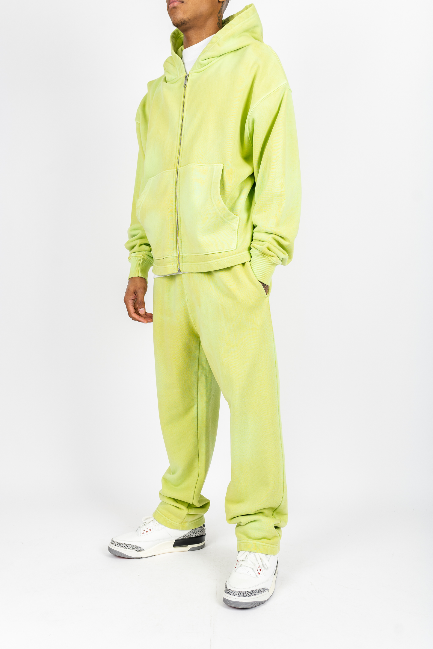042 CLOTHING SUN-DRIED ZIP UP AND SWEATPANTS SET