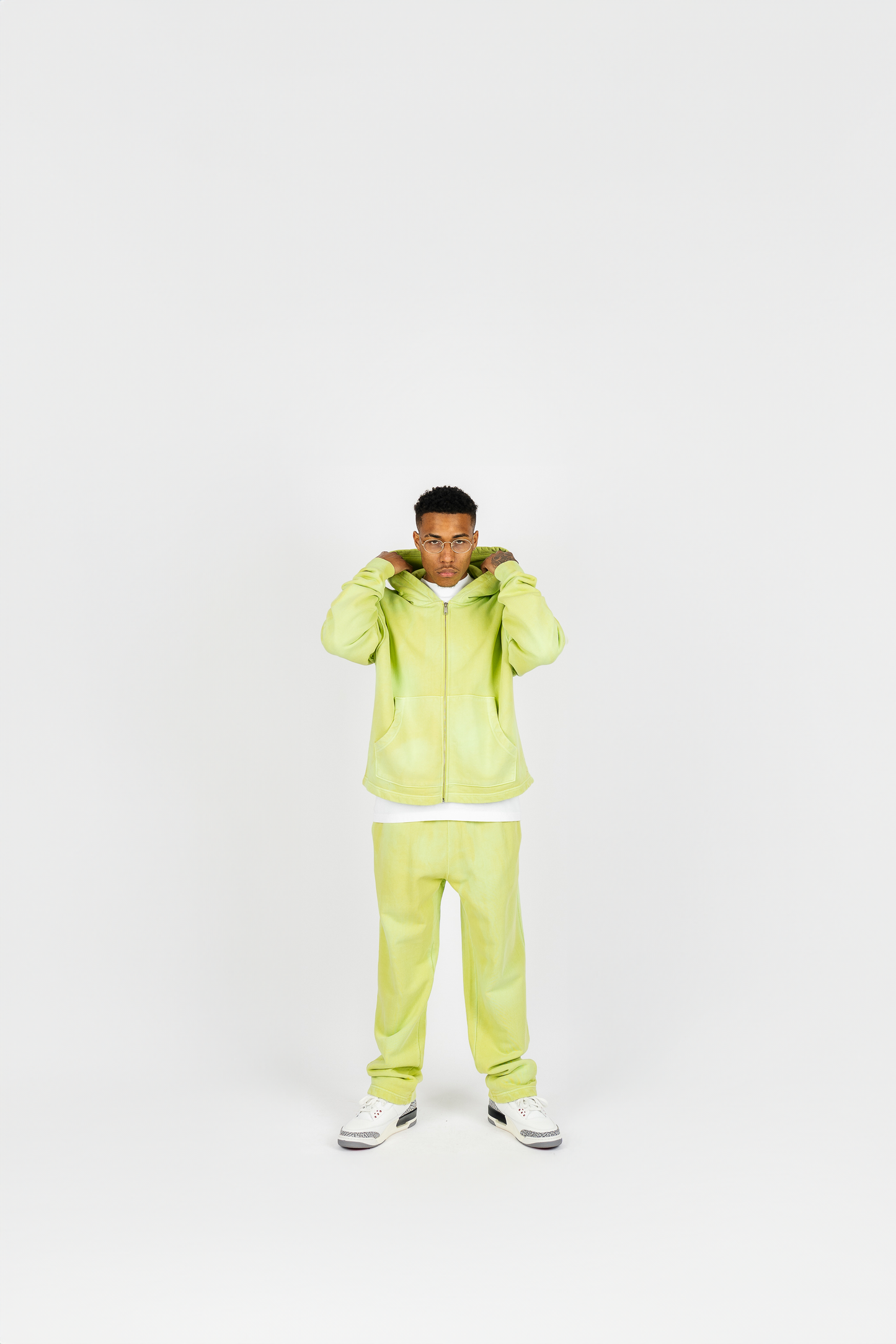 042 CLOTHING SUN-DRIED ZIP UP AND SWEATPANTS SET