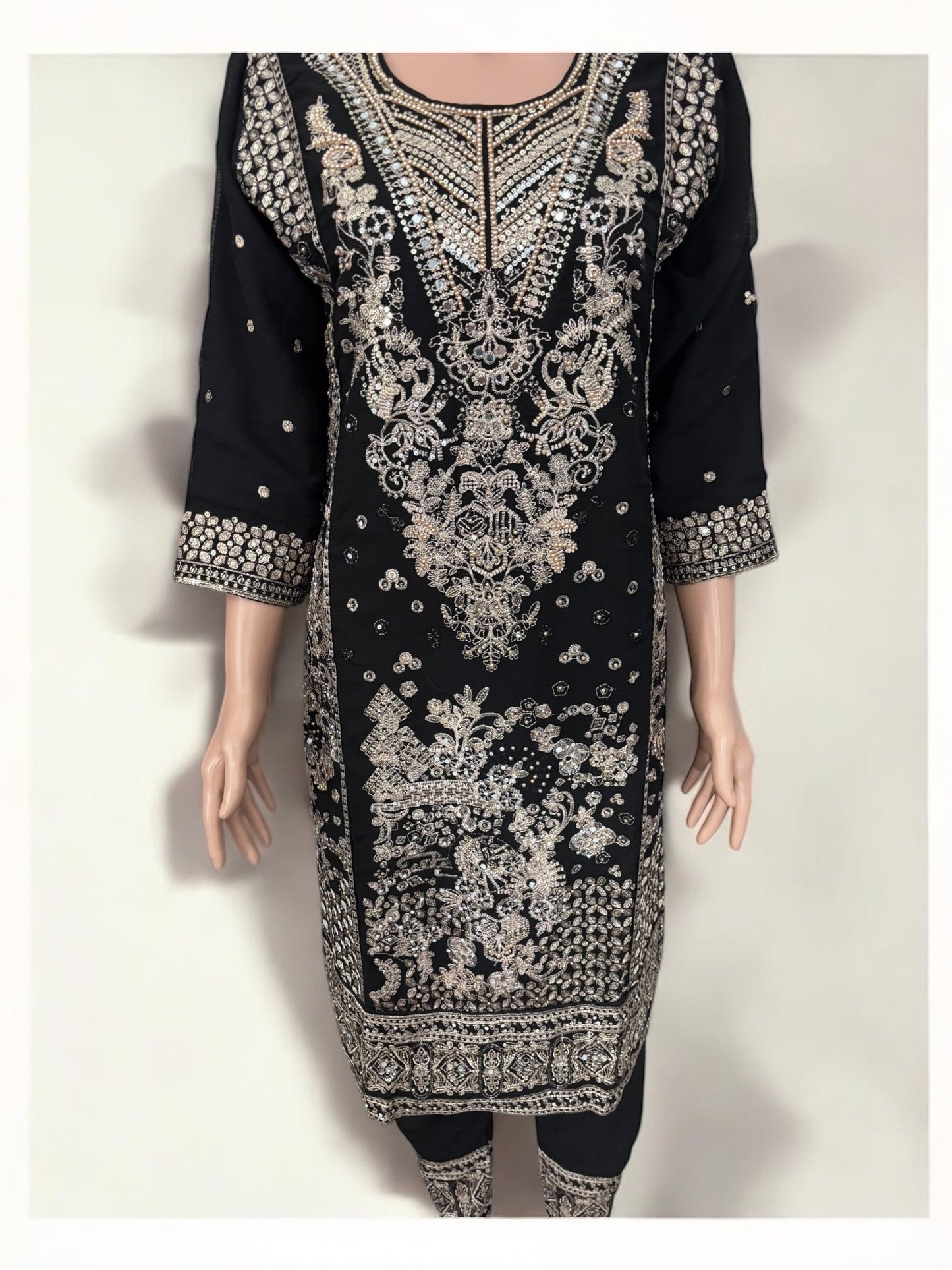BLACK TRADITIONAL DESIGNER SALWAR KAMEEZ SUIT - ETHNIC WEAR FOR WOMEN - 212