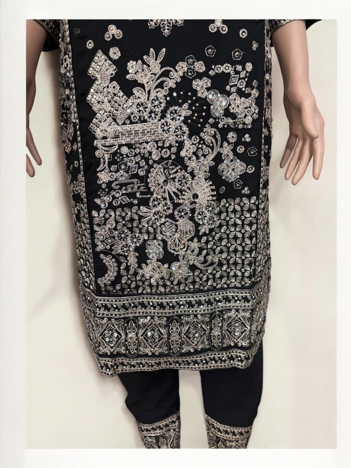 BLACK TRADITIONAL DESIGNER SALWAR KAMEEZ SUIT - ETHNIC WEAR FOR WOMEN - 212