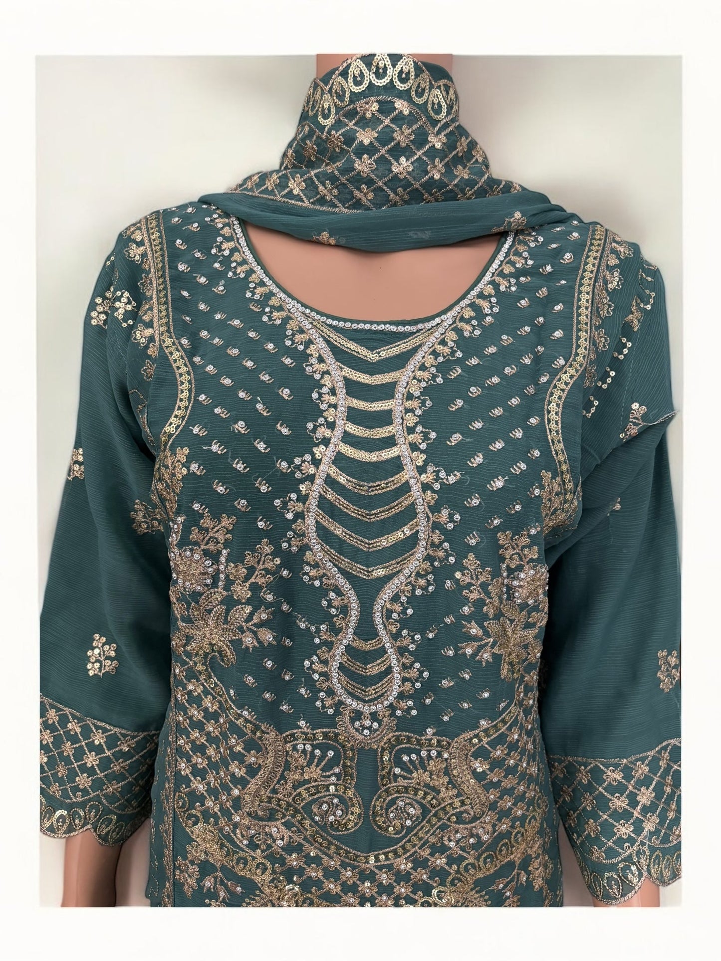 TRADITIONAL DESIGNER SALWAR KAMEEZ SUIT - ETHNIC WEAR FOR WOMEN - 213