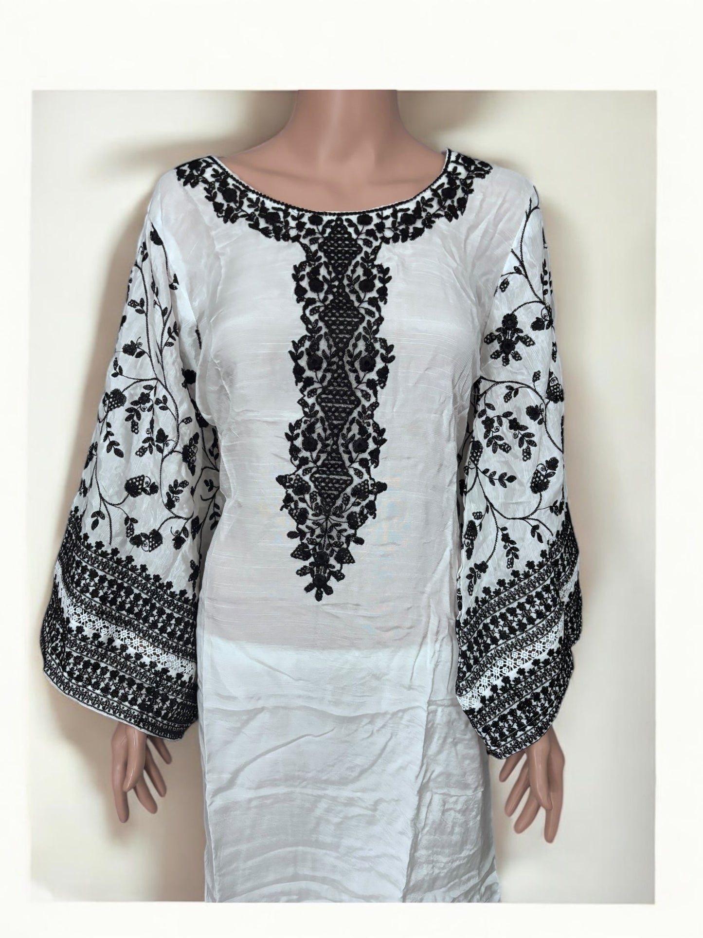 TRADITIONAL DESIGNER SALWAR KAMEEZ SUIT - ETHNIC WEAR FOR WOMEN - 330