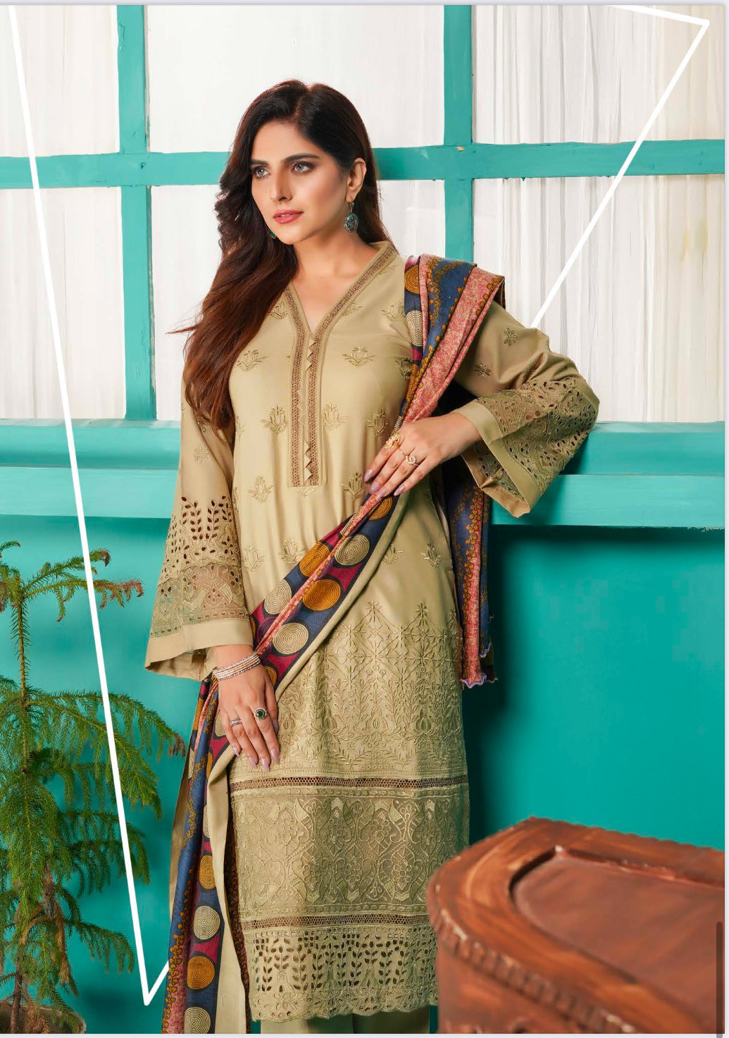 TRADITIONAL PAKISTANI SALWAR KAMEEZ – ETHNIC WEAR FOR WOMEN-03
