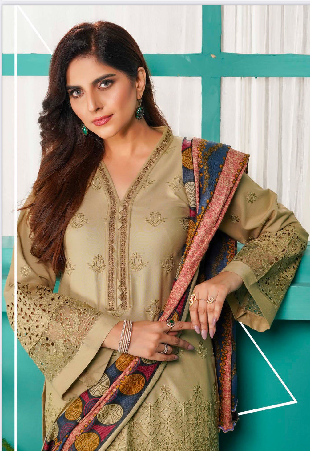 TRADITIONAL PAKISTANI SALWAR KAMEEZ – ETHNIC WEAR FOR WOMEN-03