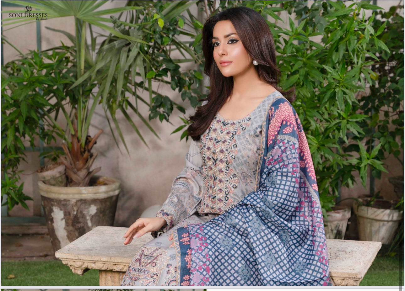 TRADITIONAL PAKISTANI SALWAR KAMEEZ – ETHNIC WEAR FOR WOMEN-13