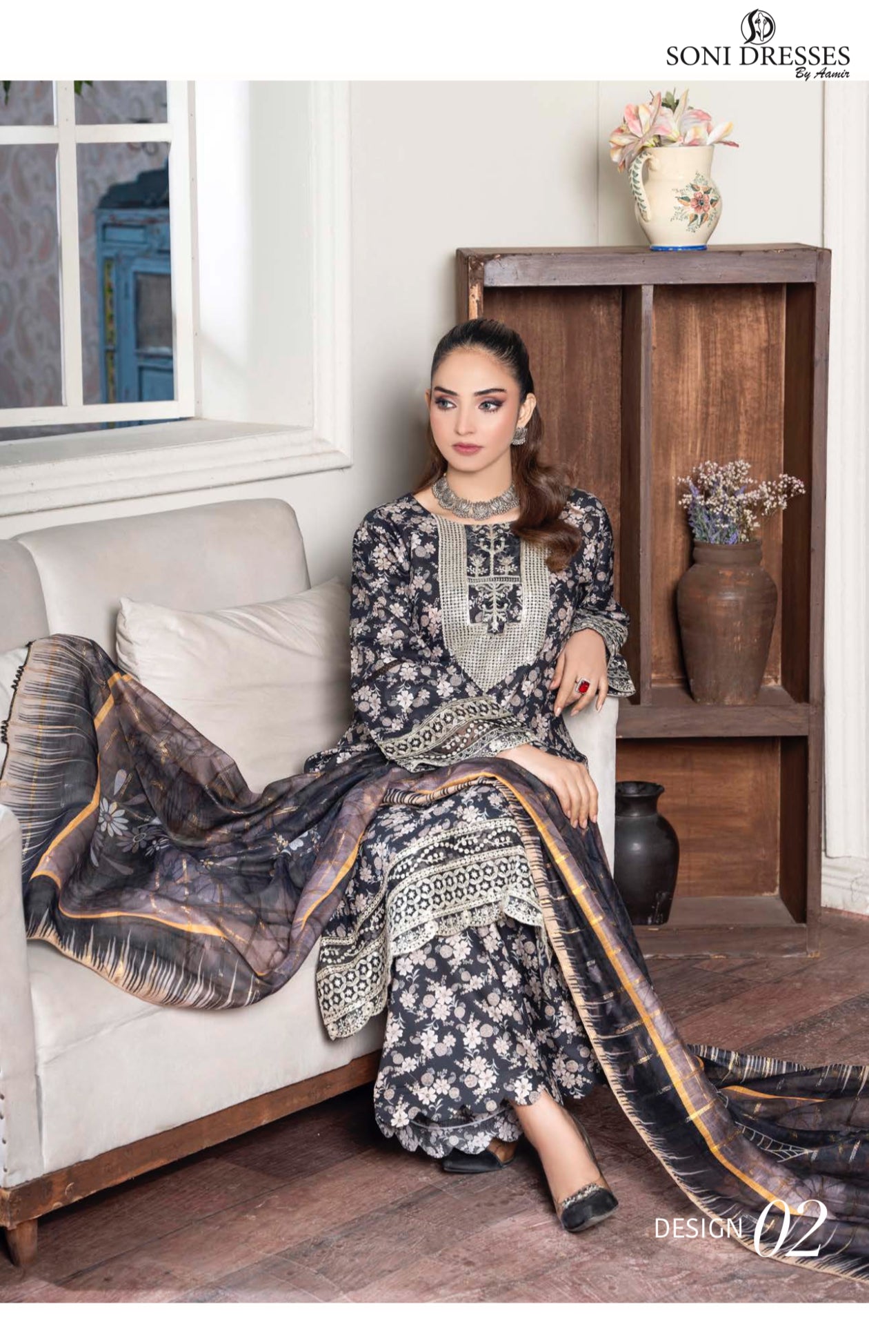 TRADITIONAL PAKISTANI SALWAR KAMEEZ – ETHNIC WEAR FOR WOMEN-255